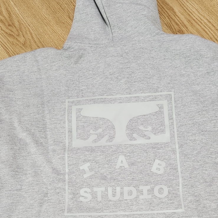 IAB Studio x Obey Icon Extra Heavy Zip Hoodie Grey Heather 착용 스타일