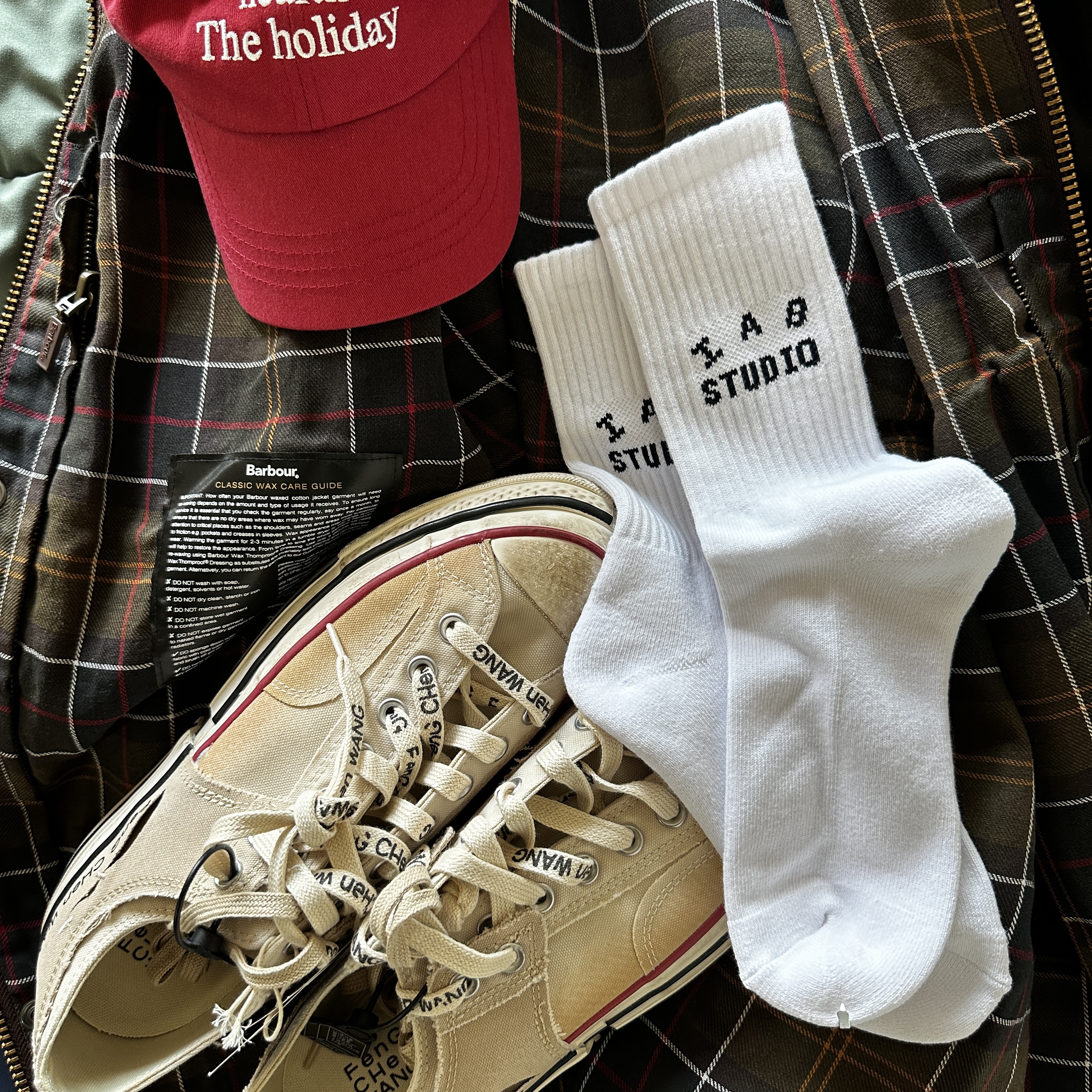 Converse x Feng Chen Wang Chuck 70 Ox 2-in-1 Brown Rice, IAB Studio Socks White (5 Pack) 착용 스타일 - 3