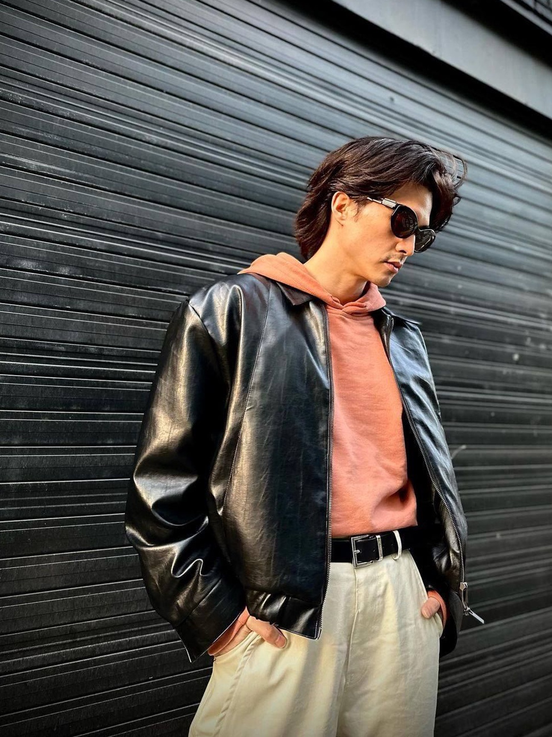 Project G/R Biker's Leather Jacket Black, [KREAM 단독] STU Overfit Leather Jacket Brown 착용 스타일 - 4