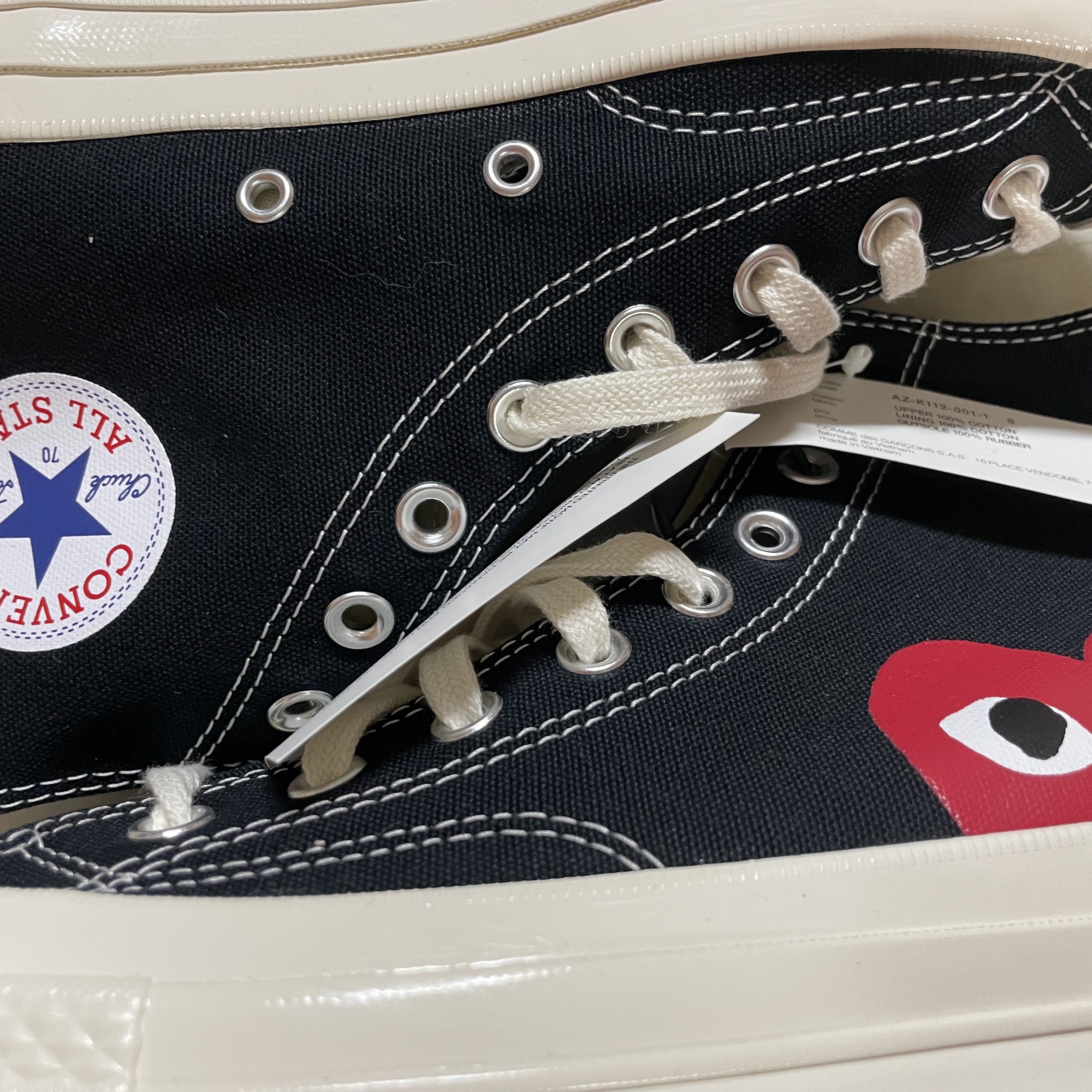 Converse x Play Comme des Garcons Chuck 70 Hi Black 착용 스타일 - 1