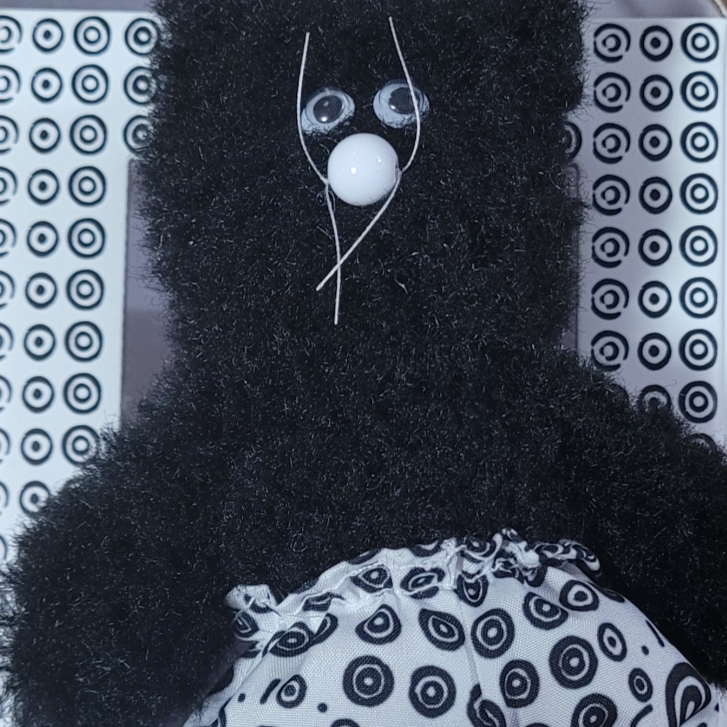 Monamhee x 10 Corso Como Bianco Keyring Black 착용 스타일