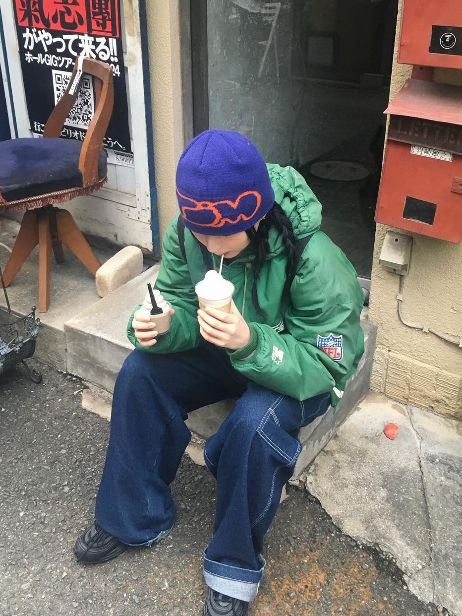 Cotchs Star Denim Pants 착용 스타일