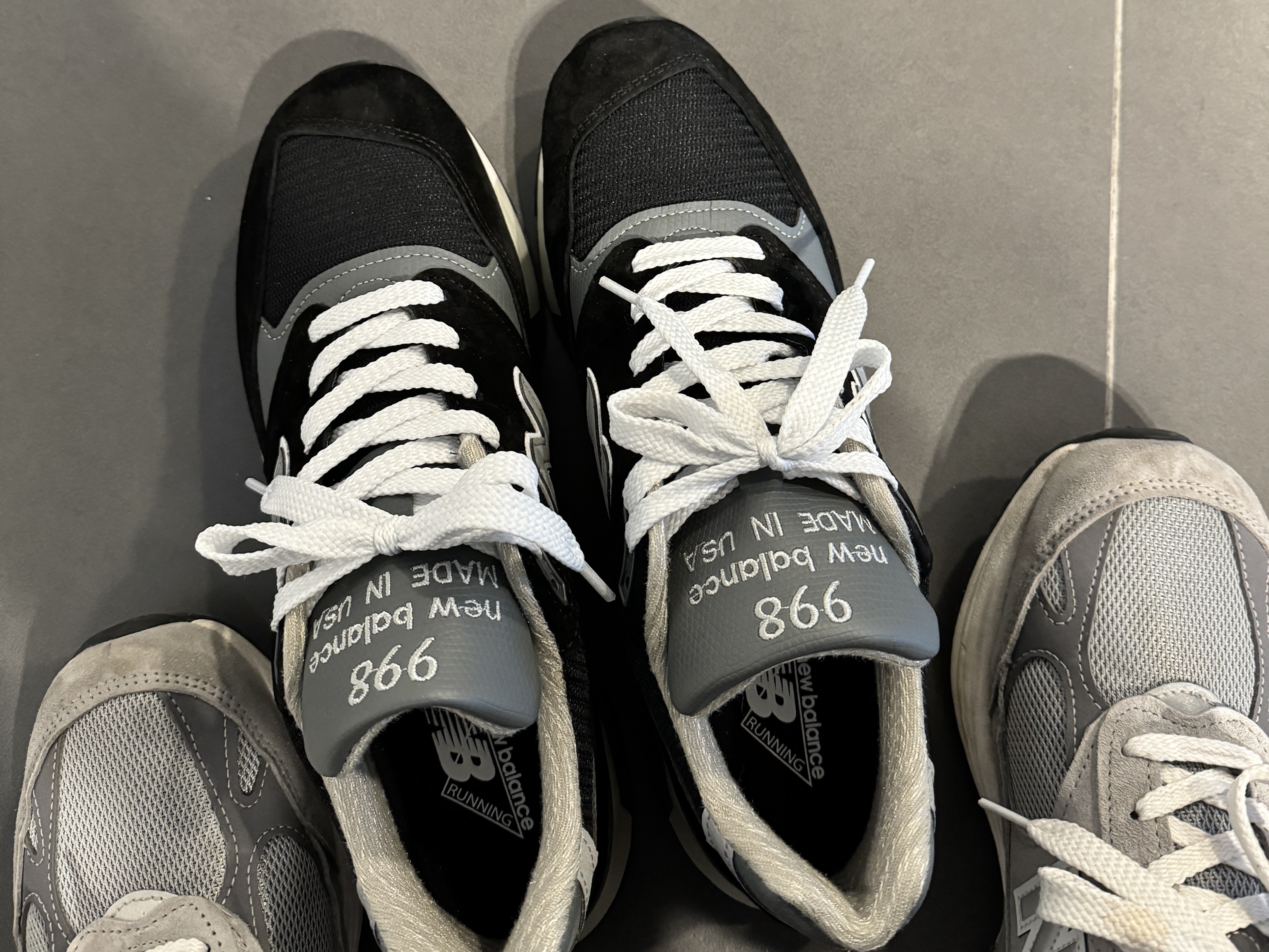 New Balance 998 Made in USA Black Silver 착용 스타일 - 1