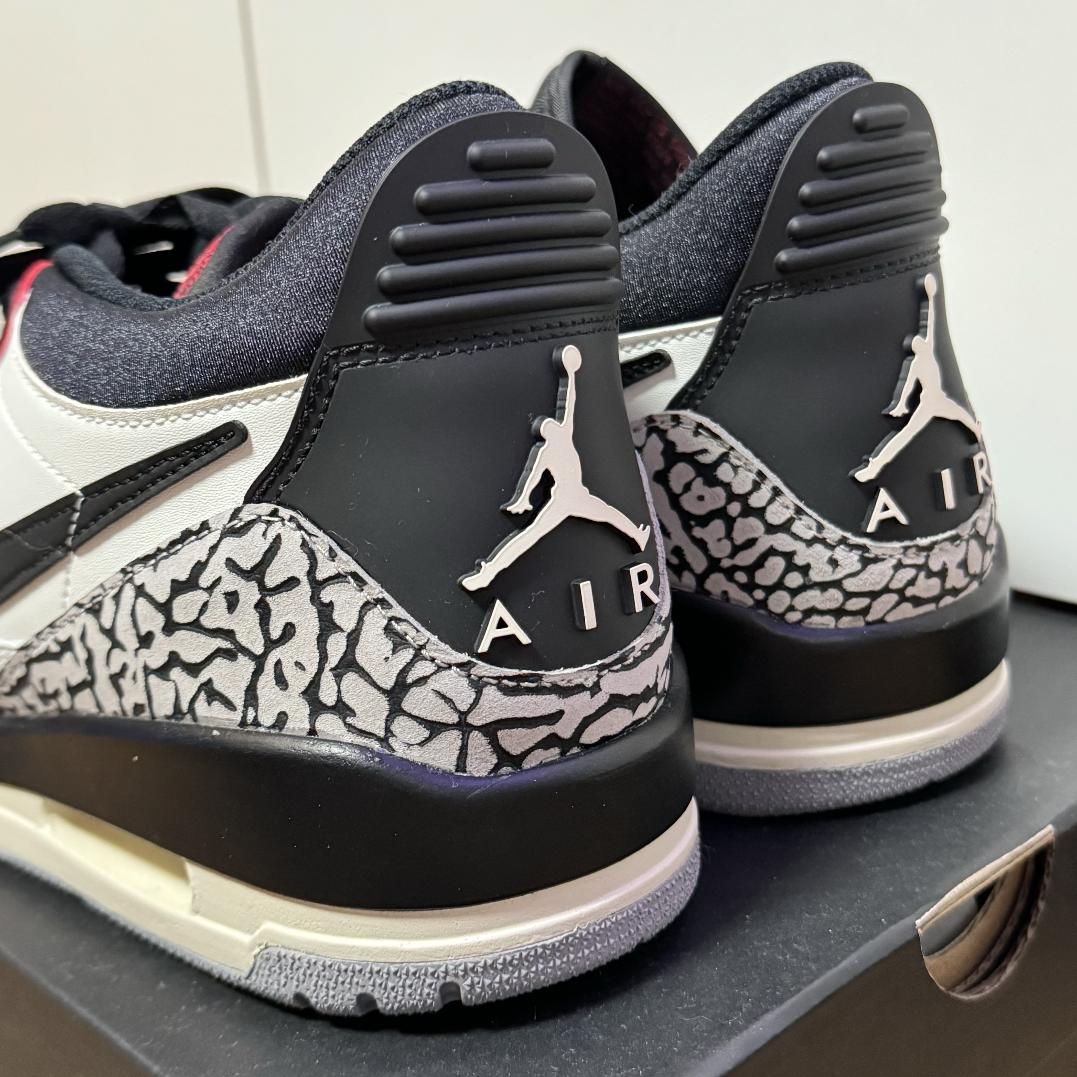 Jordan Legacy 312 Low Chicago 2019 착용 스타일 - 2