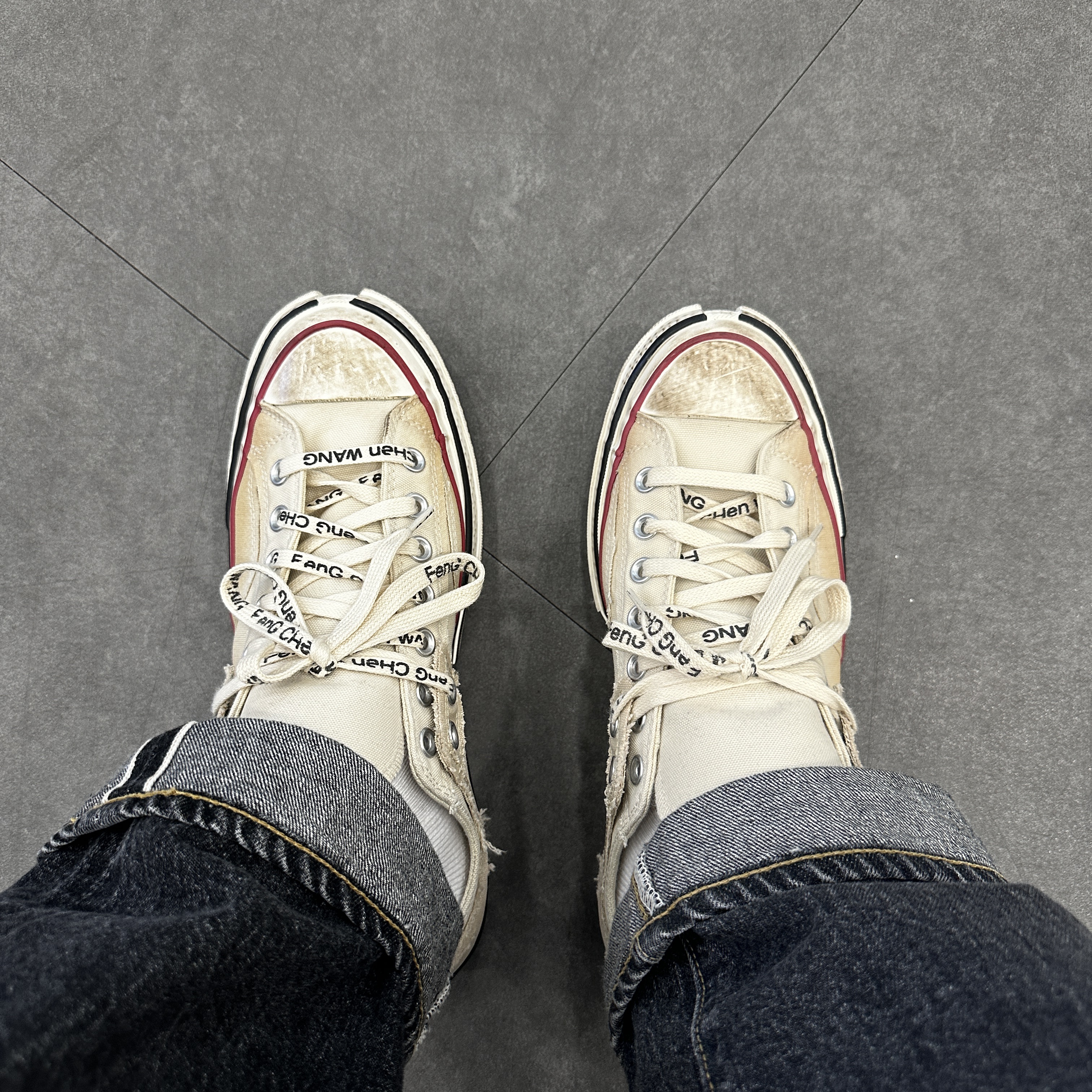 Converse x Feng Chen Wang Chuck 70 Ox 2-in-1 Brown Rice, IAB Studio Socks White (5 Pack) 착용 스타일 - 2