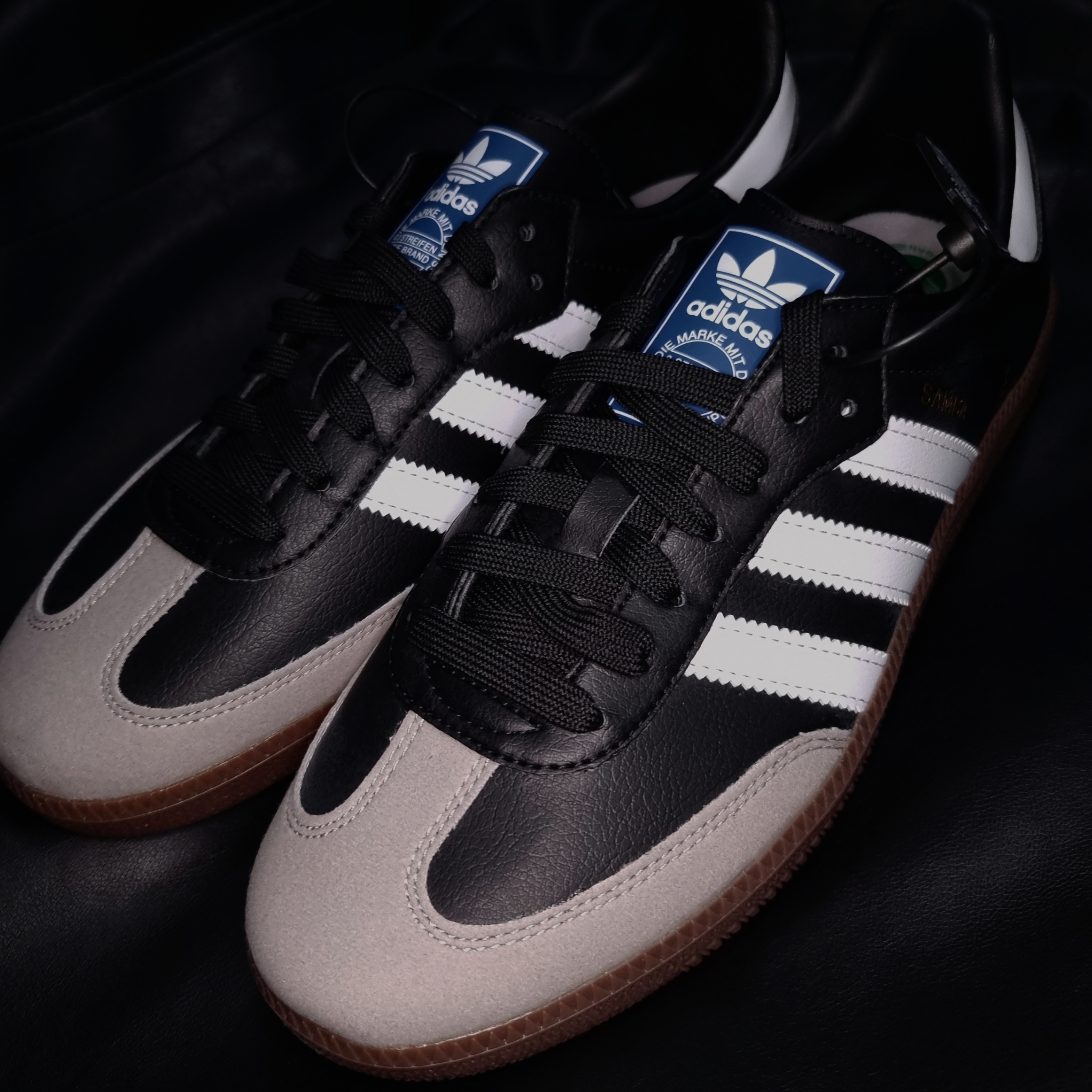 Adidas Samba Vegan Black White 착용 스타일 - 3