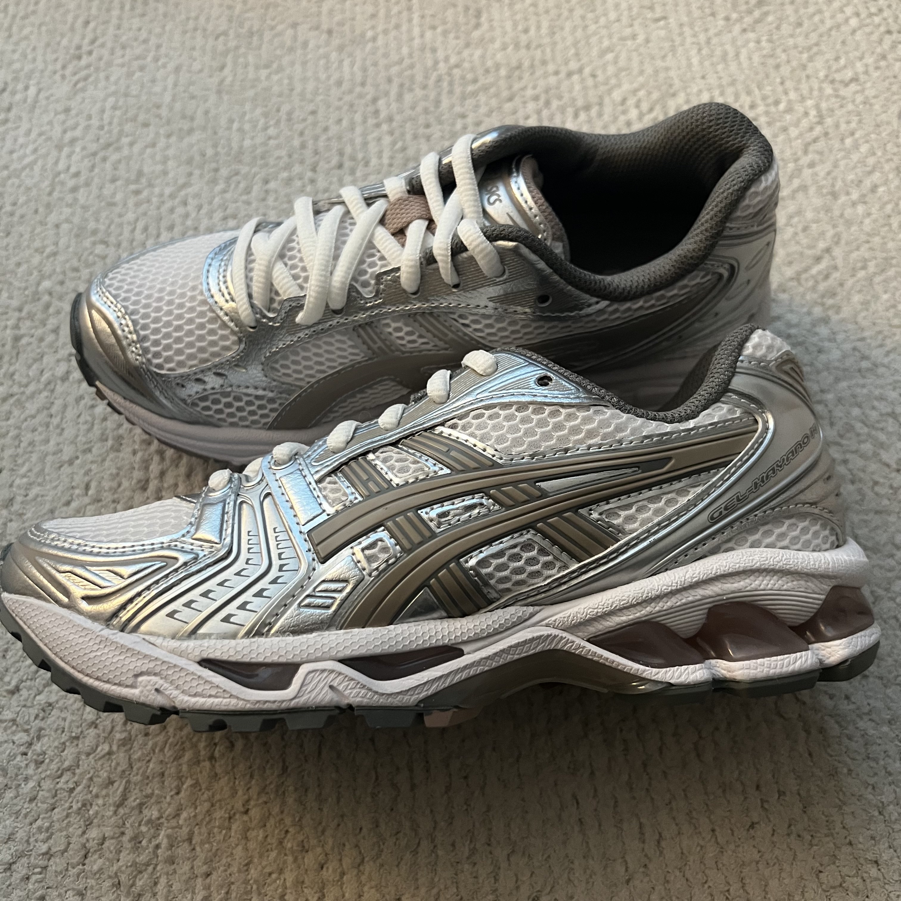(W) Asics Gel-Kayano 14 White Moonrock 착용 스타일 - 3