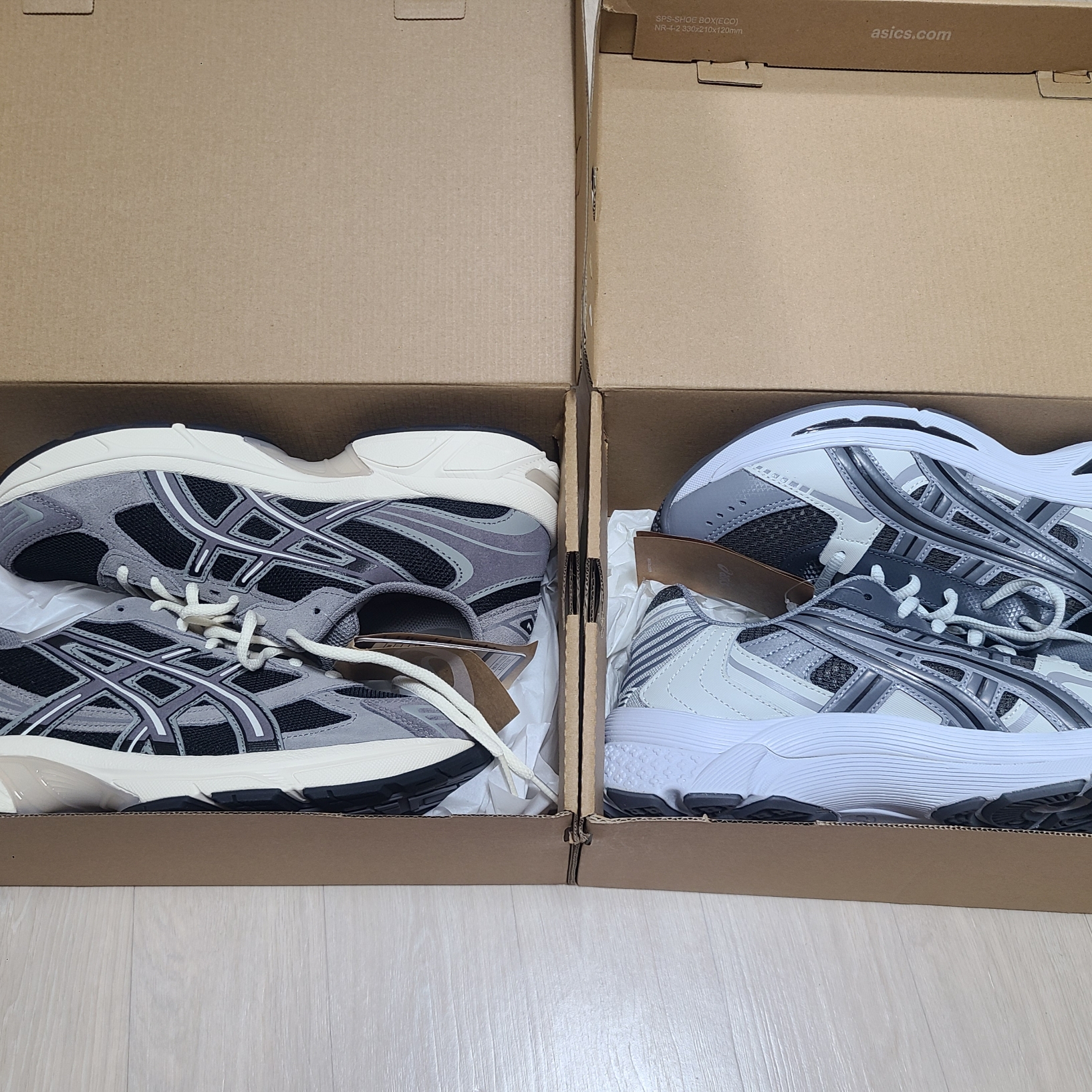 Asics Gel-1130 Black Carbon, Asics Gel-Kyrios Carrier Grey 착용 스타일