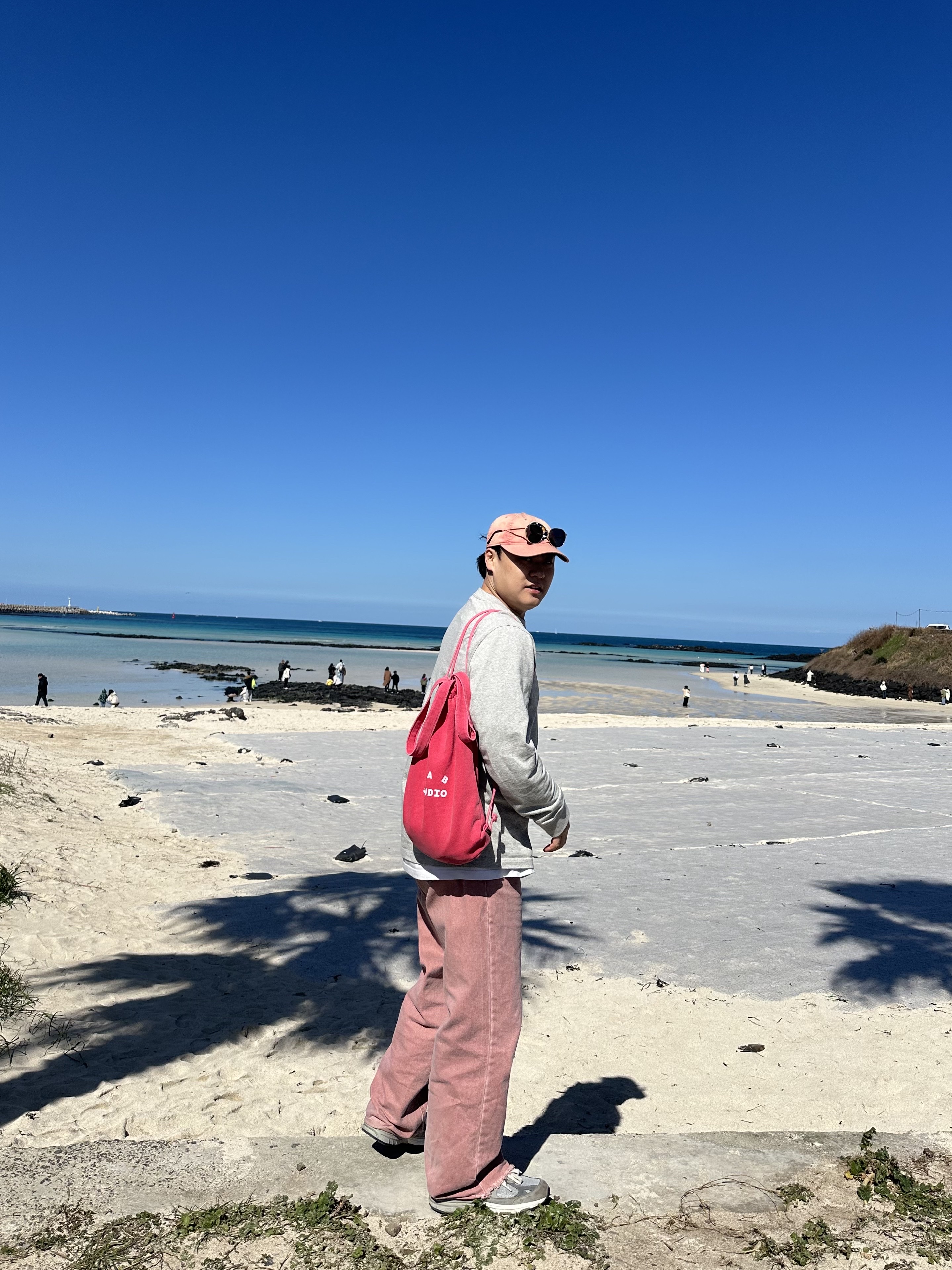 IAB Studio Pigment Hoodie & Sack Coral, IAB Studio Pigment Sack Coral 착용 스타일 - 1