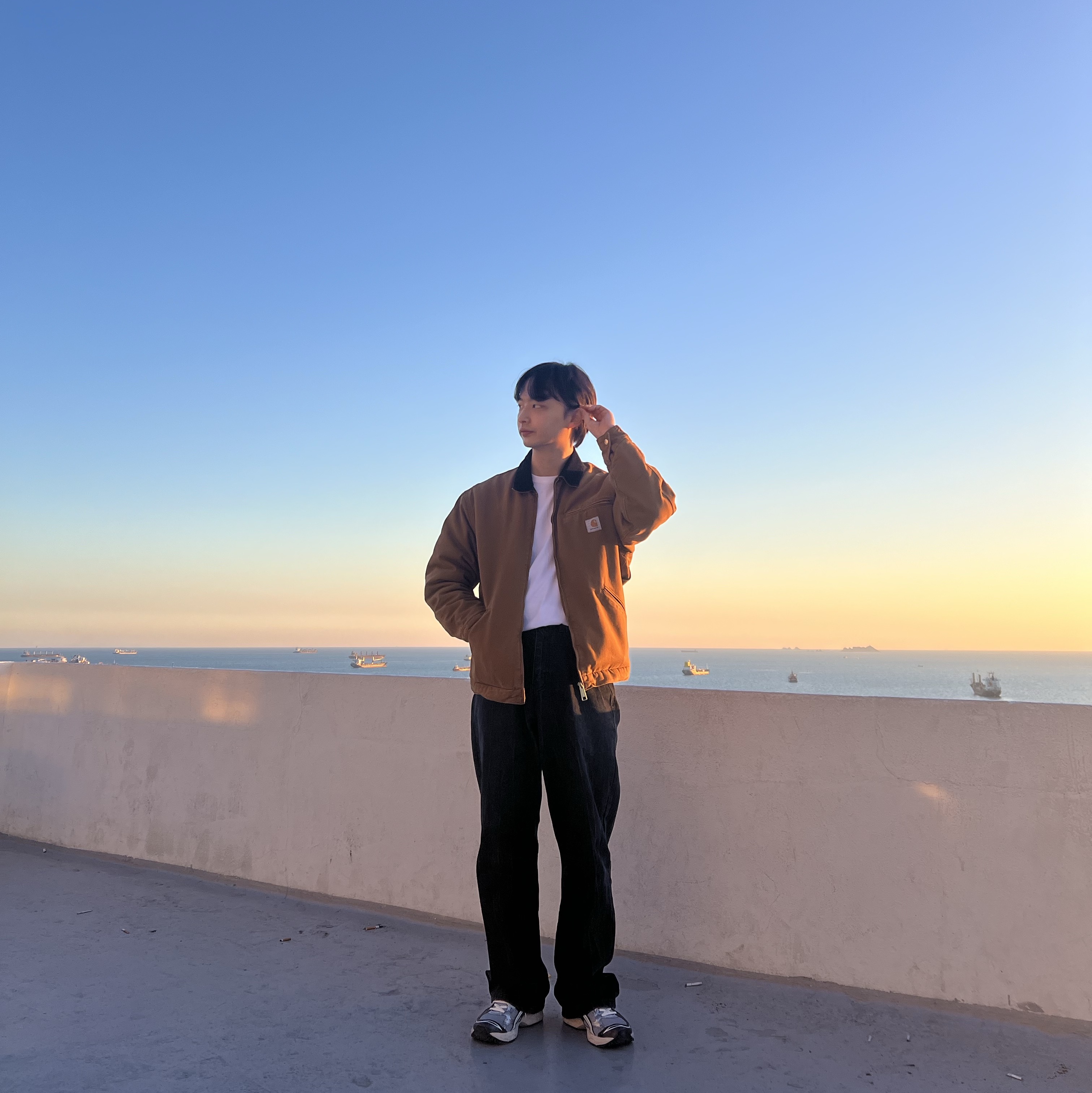 Carhartt WIP Organic Cotton Dearborn Canvas OG Detroit Jacket Deep Hamilton Brown Aged Canvas - Winter, Asics Gel-Kayano 14 Black Glacier Grey 착용 스타일