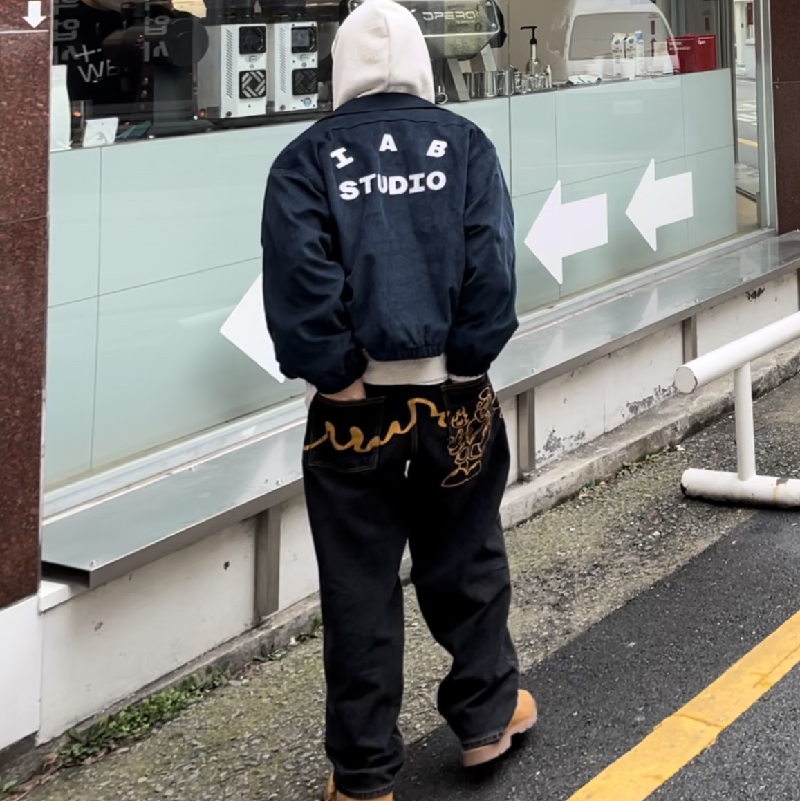 IAB Studio Corduroy Jacket Midnight Blue 착용 스타일 - 2