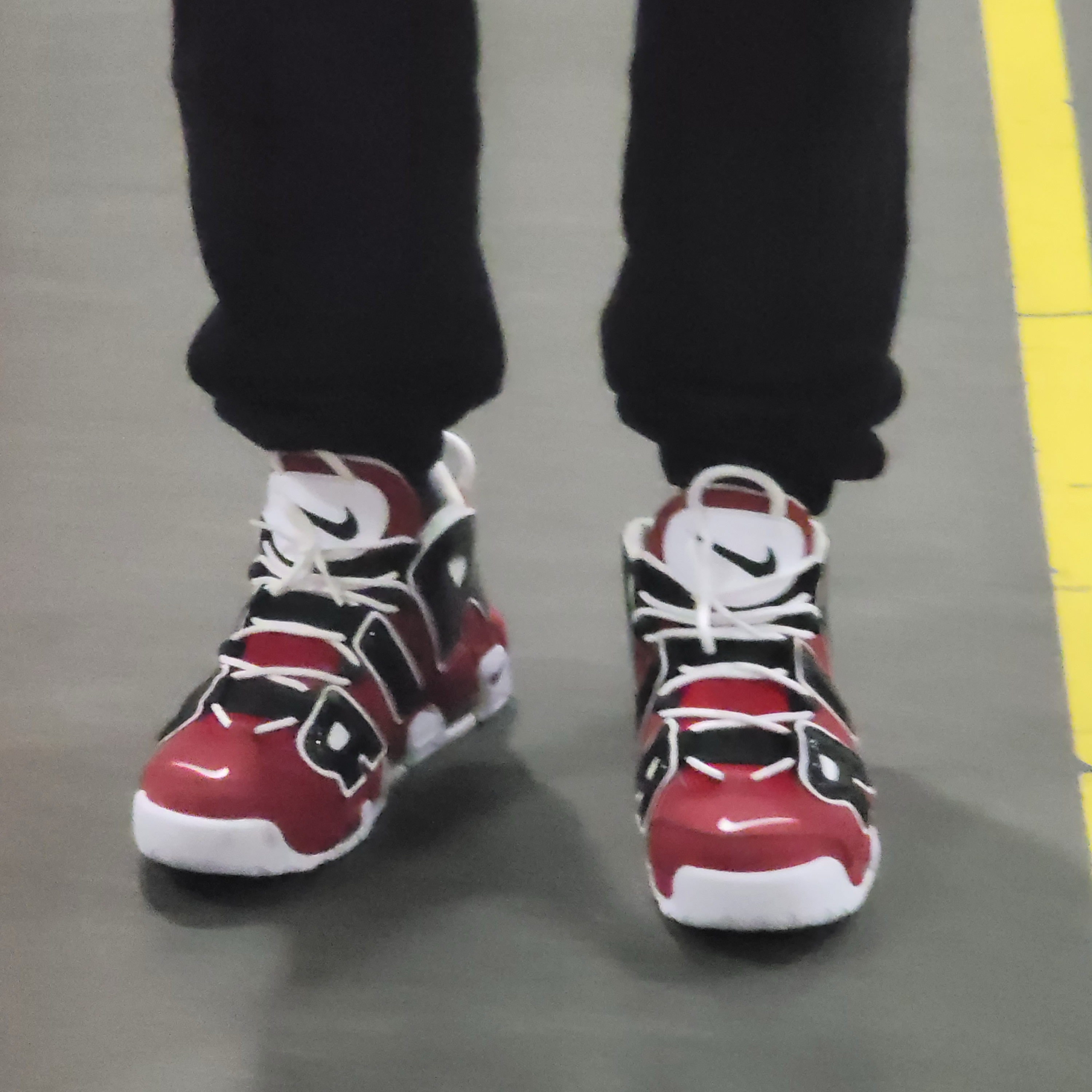 Nike Air More Uptempo 96 Bulls 2021 착용 스타일