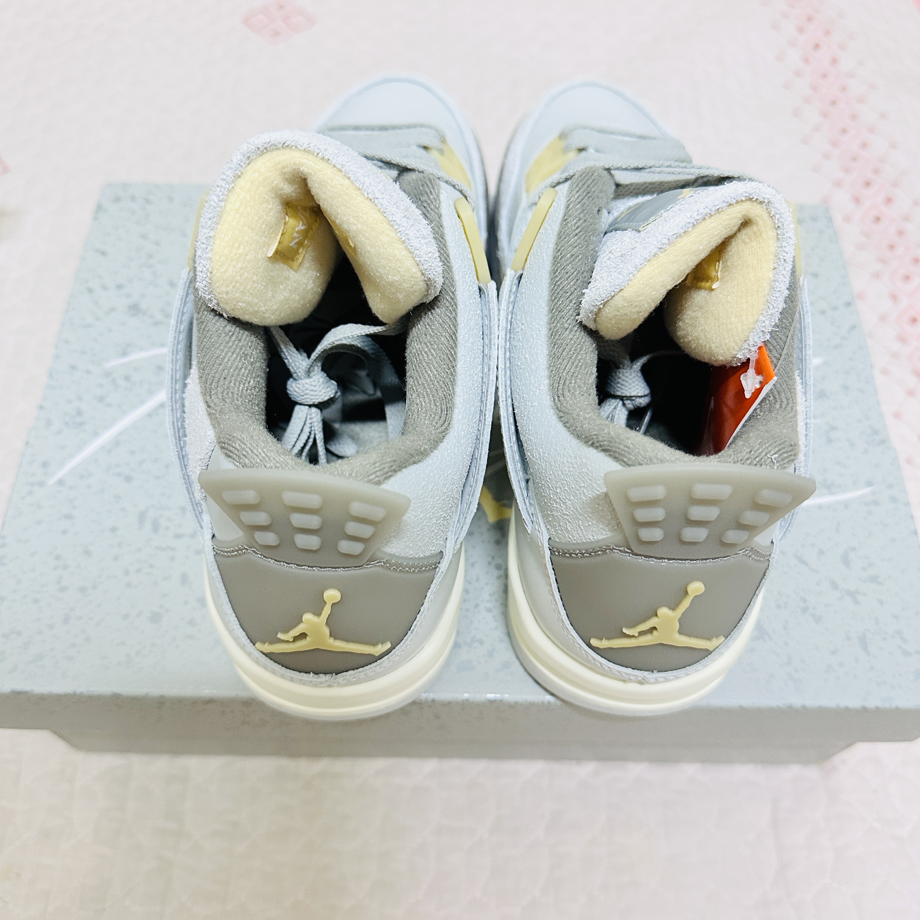 Jordan 4 Retro SE Craft 착용 스타일 - 3