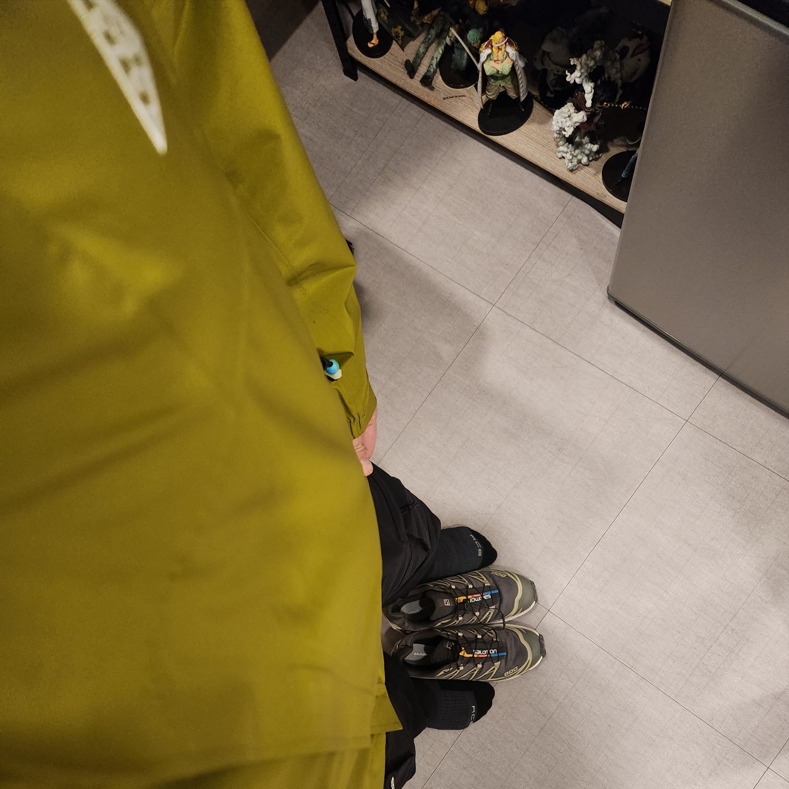 Nike ACG Storm-Fit ADV Cascade Rains Full Zip Jacket Moss - Asia, Salomon XT-6 Beluga Pewter 착용 스타일