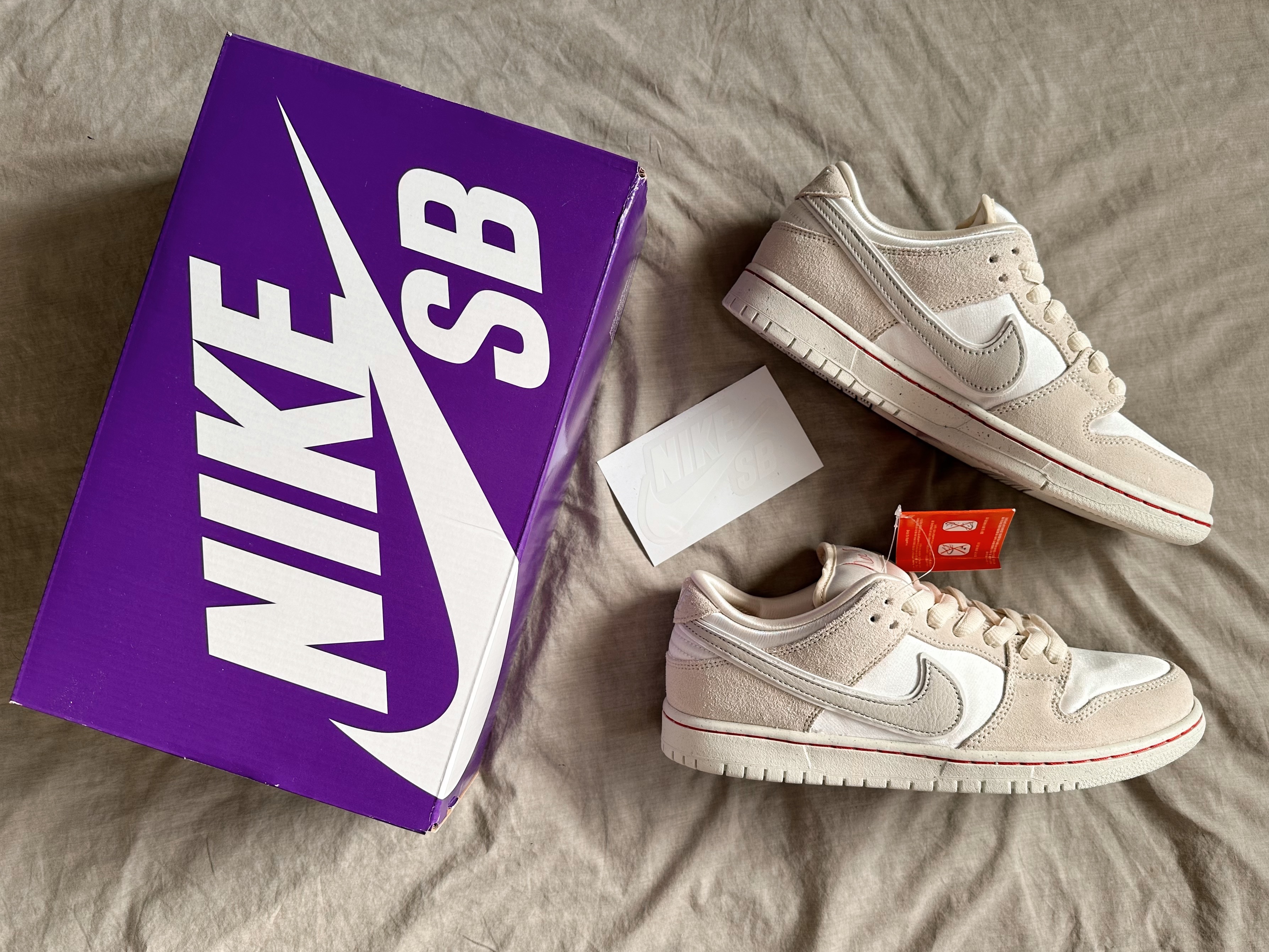 Nike SB Dunk Low PRM Coconut Milk 착용 스타일