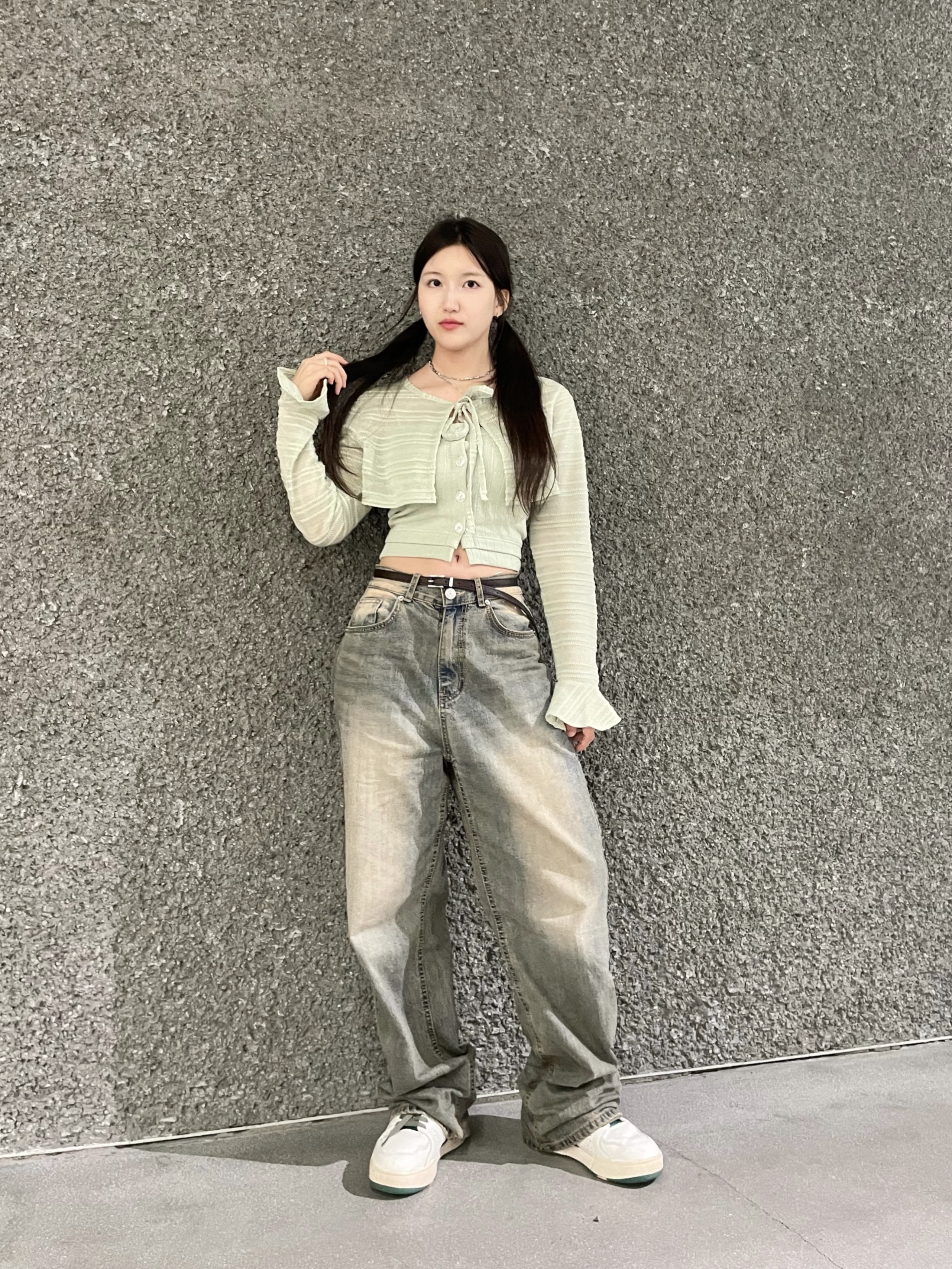 Millo Archive Loose Straight Denim Pants Fade Blue 착용 스타일 - 2