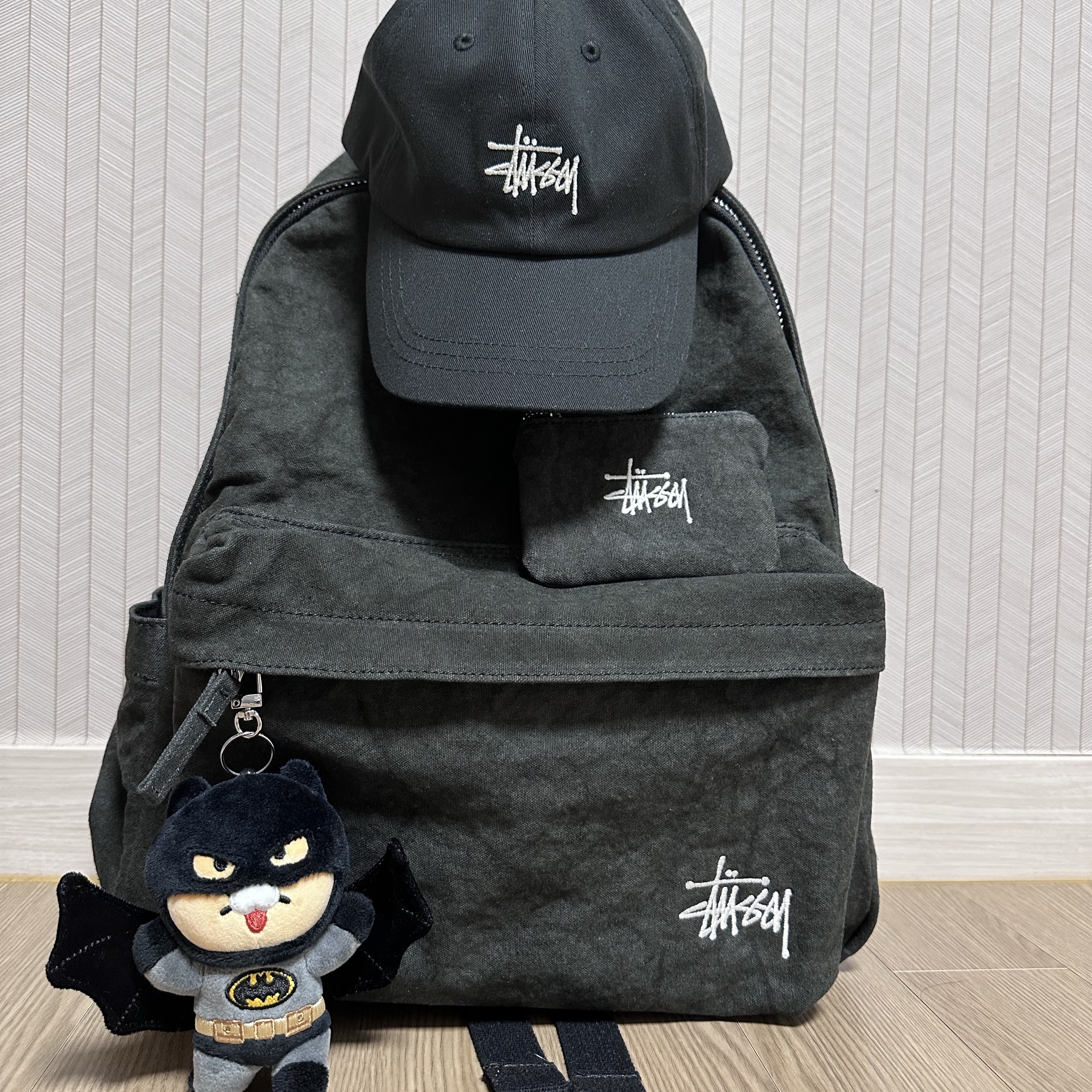 Stussy Canvas Backpack Washed Black, Stussy Canvas Coin Pouch Washed Black 착용 스타일