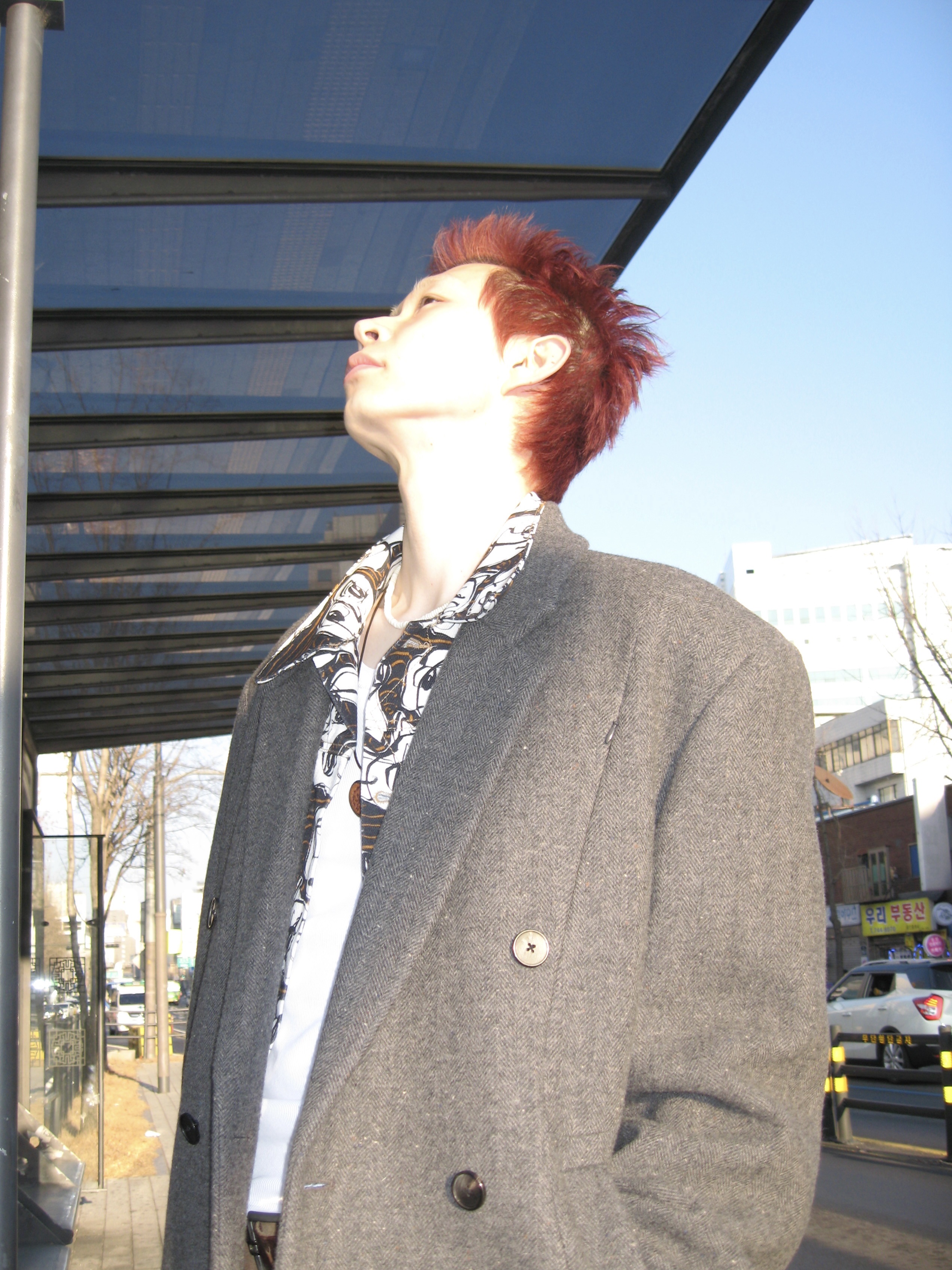 (W) Insilence Classic Maxi Coat Black 착용 스타일 - 2