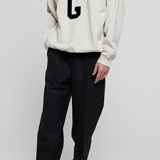 Fear of God G Crewneck Sweatshirt Cream Heather 착용 스타일