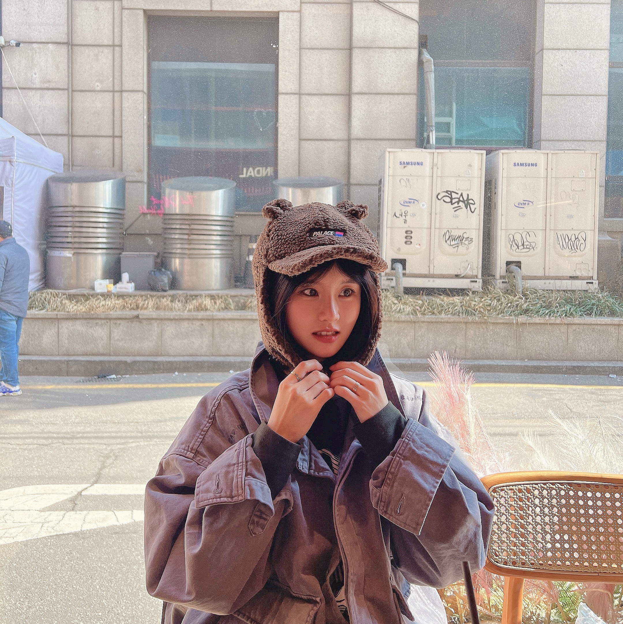 Palace Teddy Ears Earflapper Brown - 24SS 착용 스타일 - 3