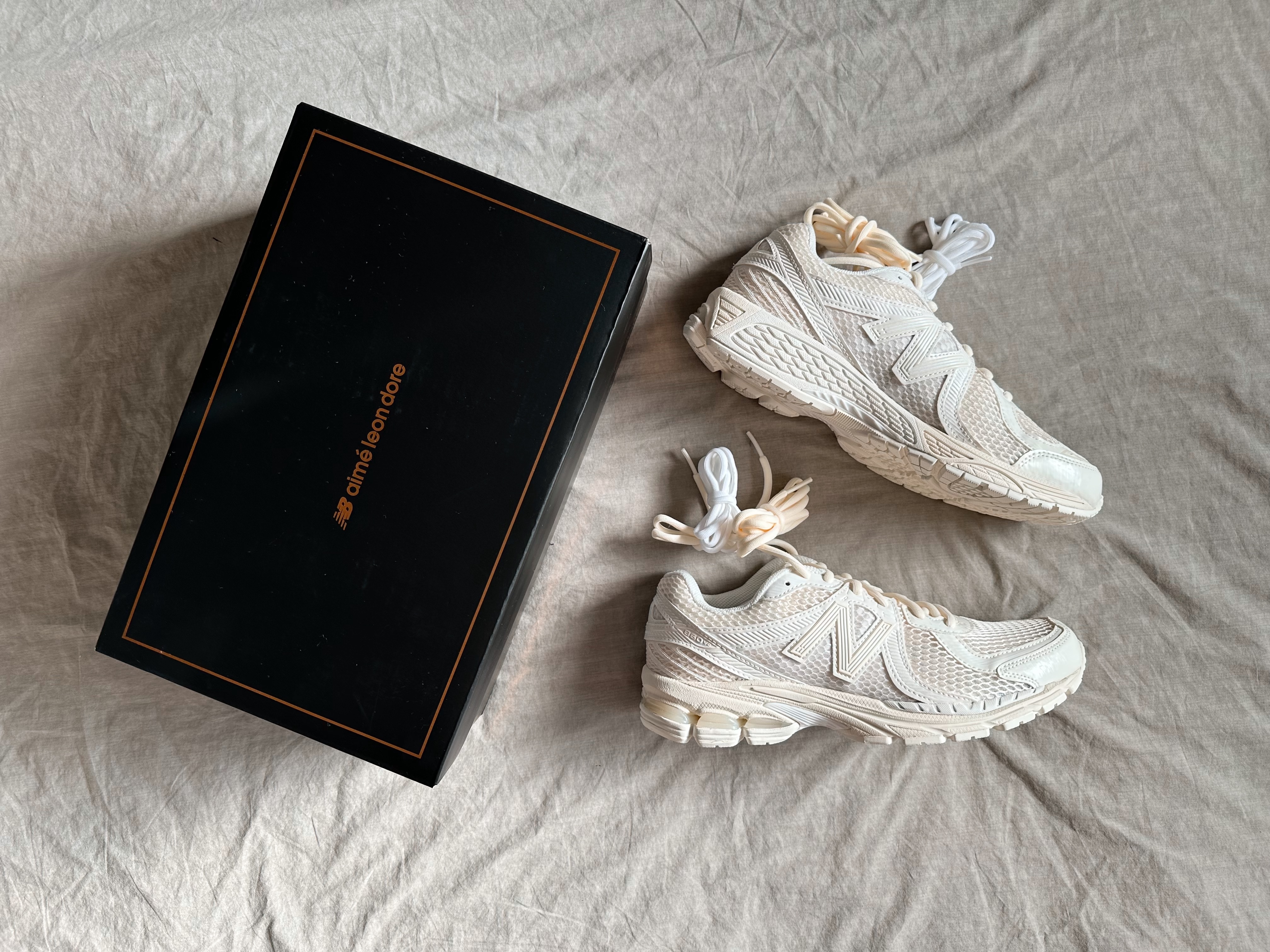 New Balance x Aime Leon Dore 860v2 White Beige 착용 스타일 - 1