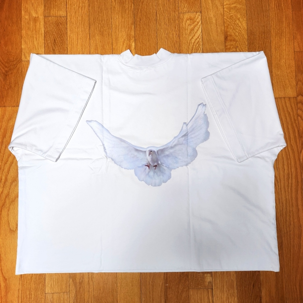 Yeezy Gap Engineered By Balenciaga Dove No Seam T-Shirt White 착용 스타일 - 2