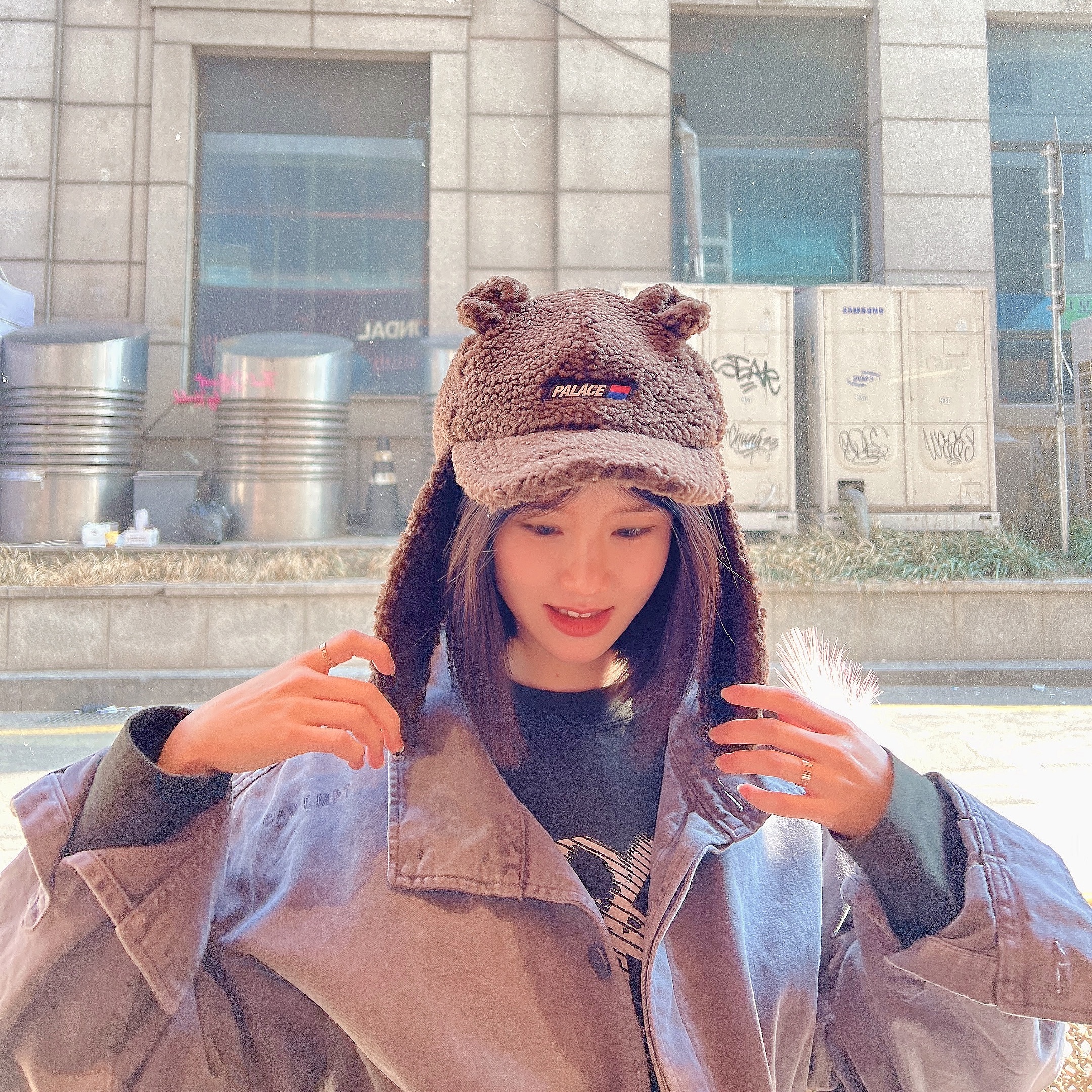 Palace Teddy Ears Earflapper Brown - 24SS 착용 스타일 - 2