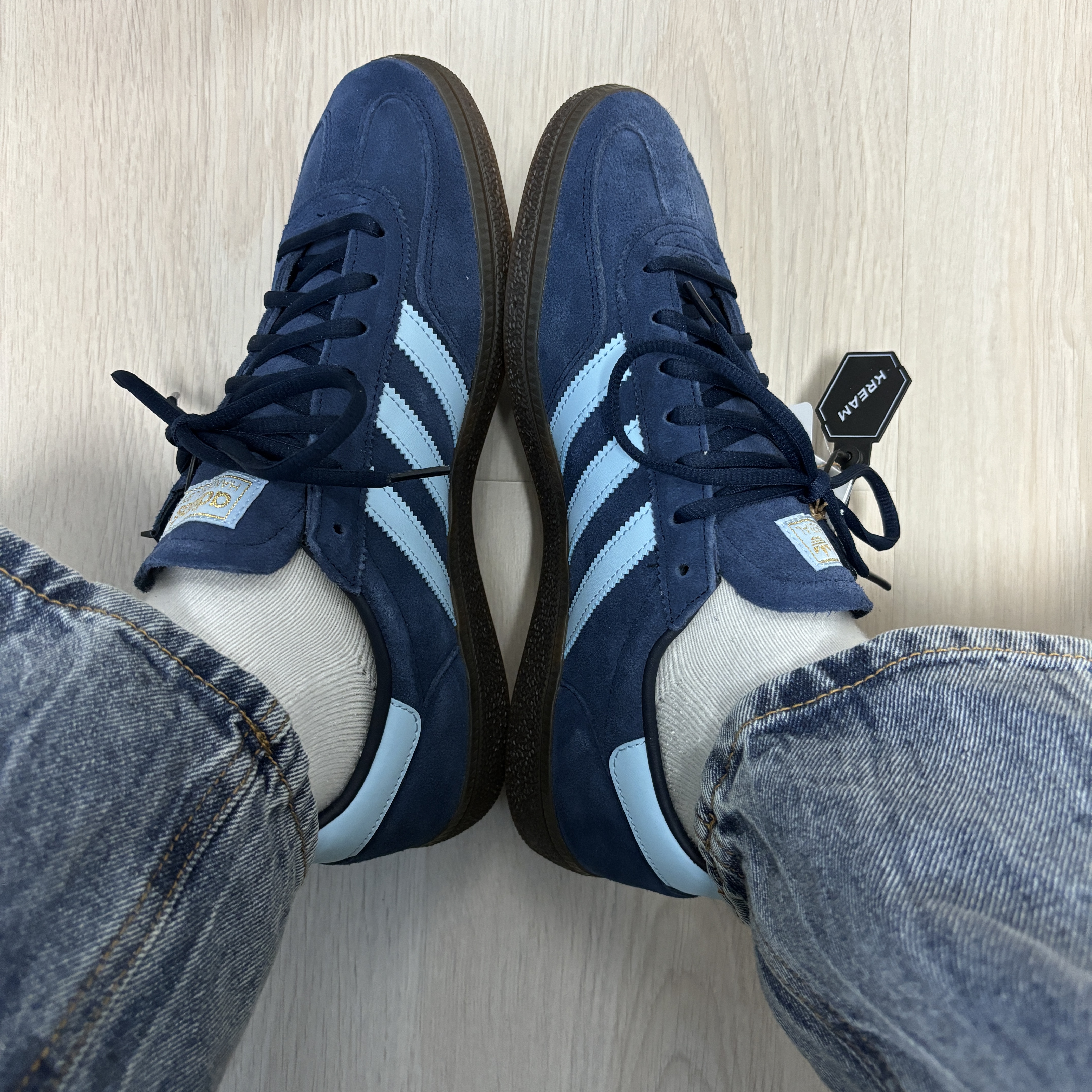 Adidas Spezial Handball Collegiate Navy 착용 스타일