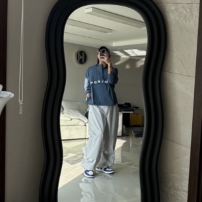 Malbon Golf x Adidas 1/2 Zip Anorak Hoodie Collegiate Navy, Jordan 1 Low Golf Court Purple 착용 스타일 - 2