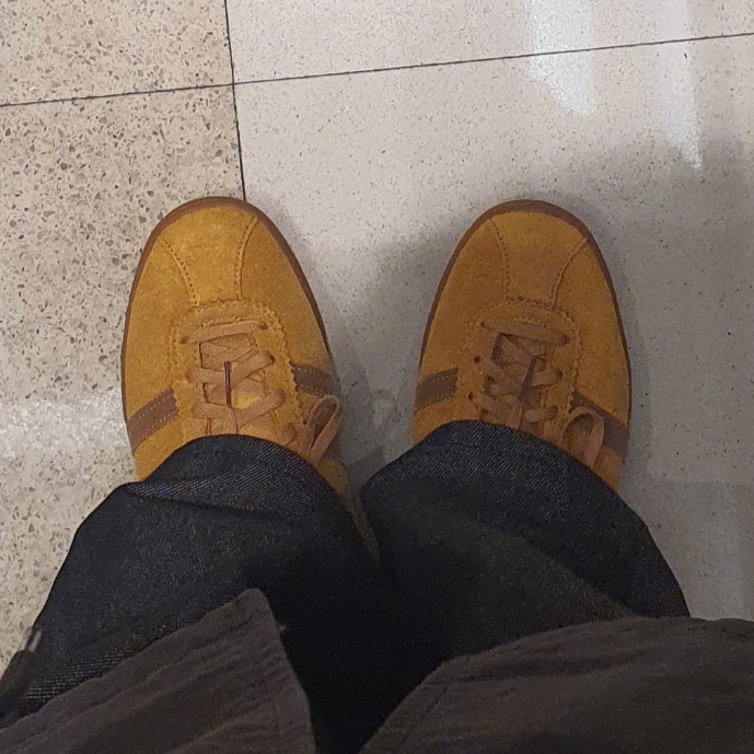 Adidas Tobacco Gruen Mesa Brown Desert 착용 스타일