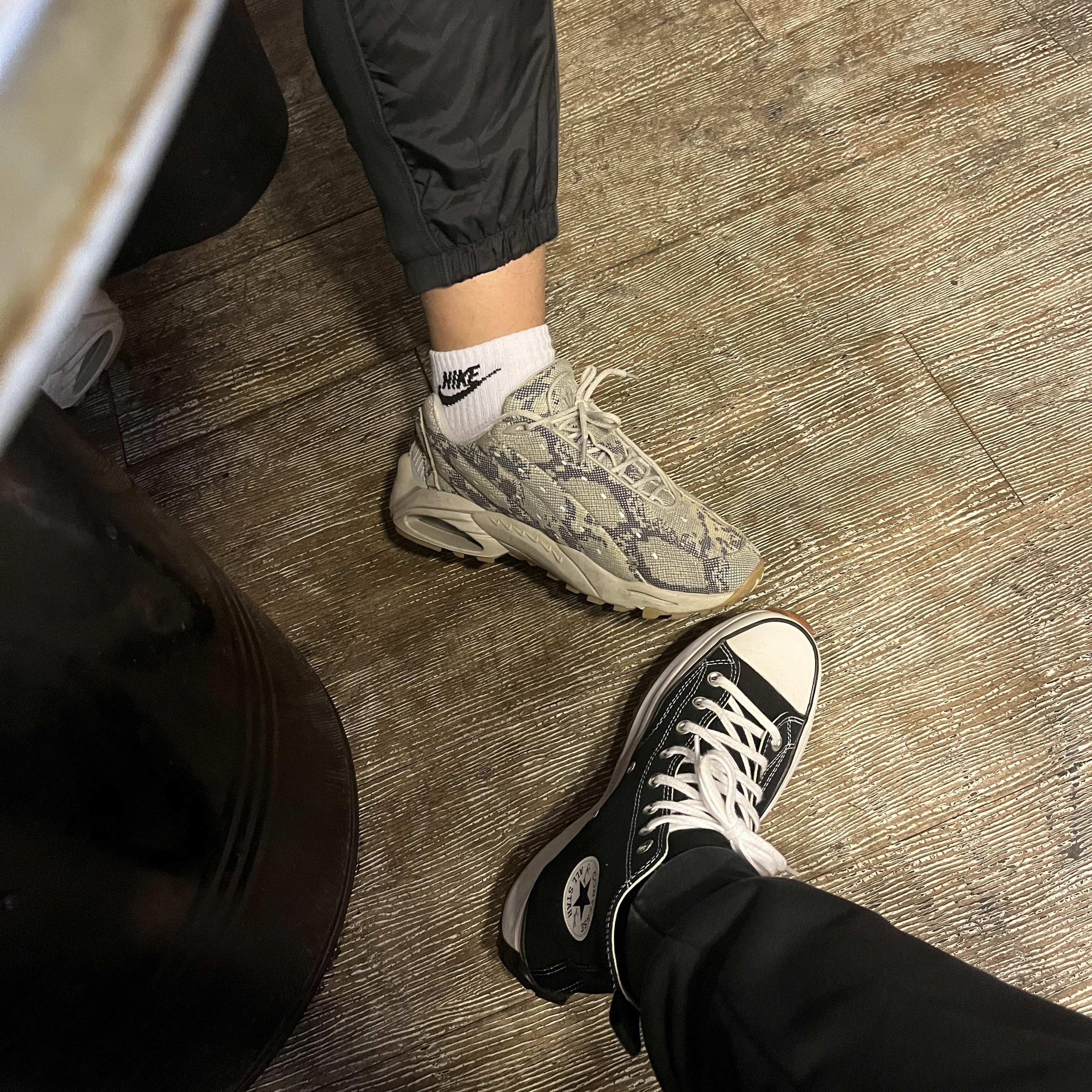 Nike x Drake Nocta Hot Step Air Terra Light Bone, Converse Run Star Hike Hi Black White Gum 착용 스타일