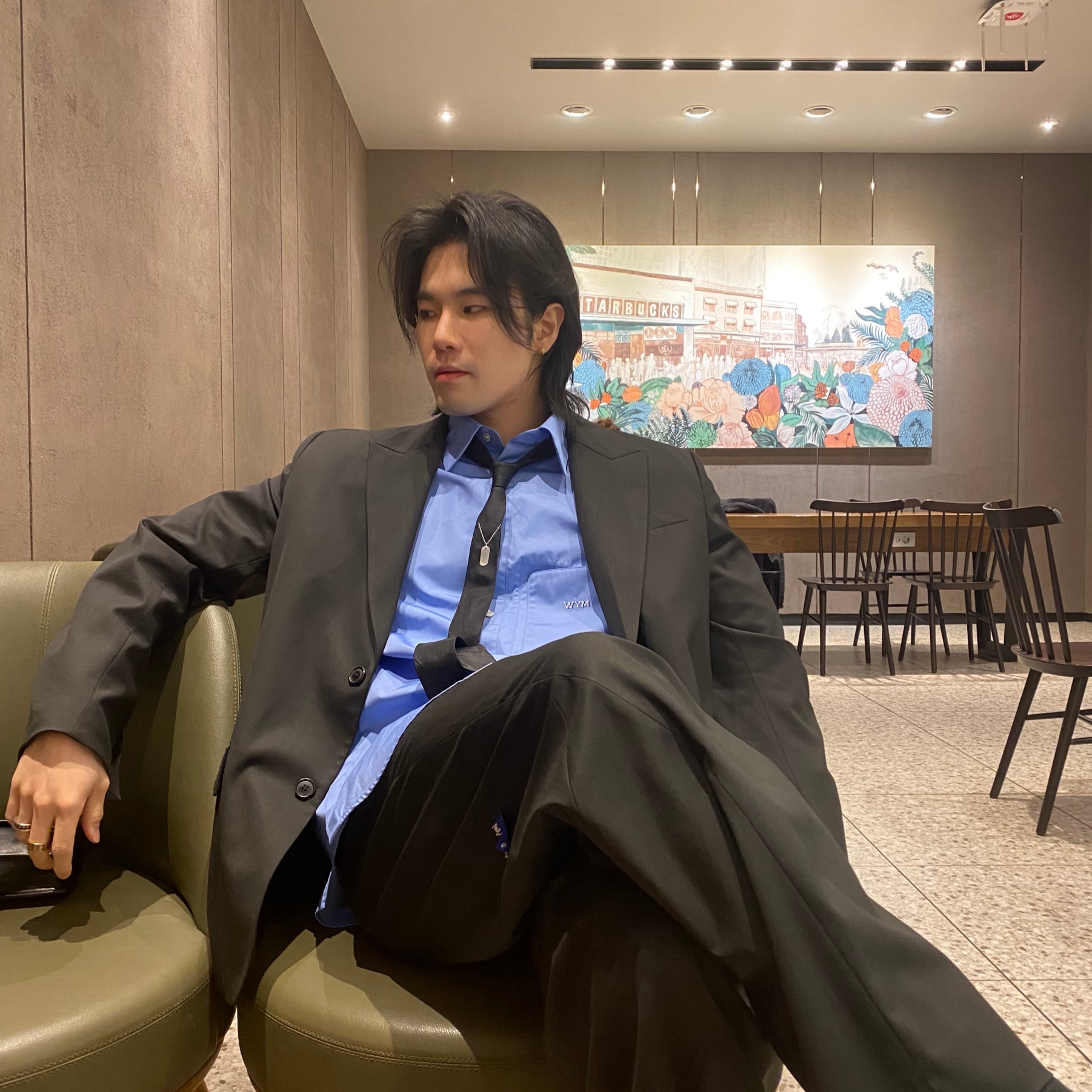Zara x Ader Error Oversize Blazer Black, Wooyoungmi Butterfly Back Logo Shirt Blue - 23SS 착용 스타일 - 1