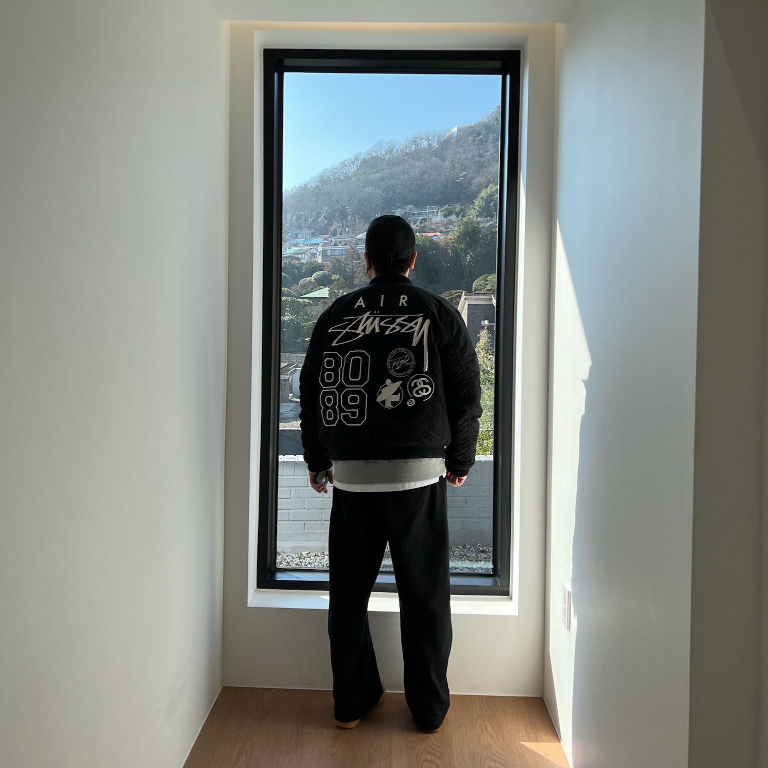 Nike x Stussy Reversible Jacket Black (FJ9153-010) 착용 스타일 - 2
