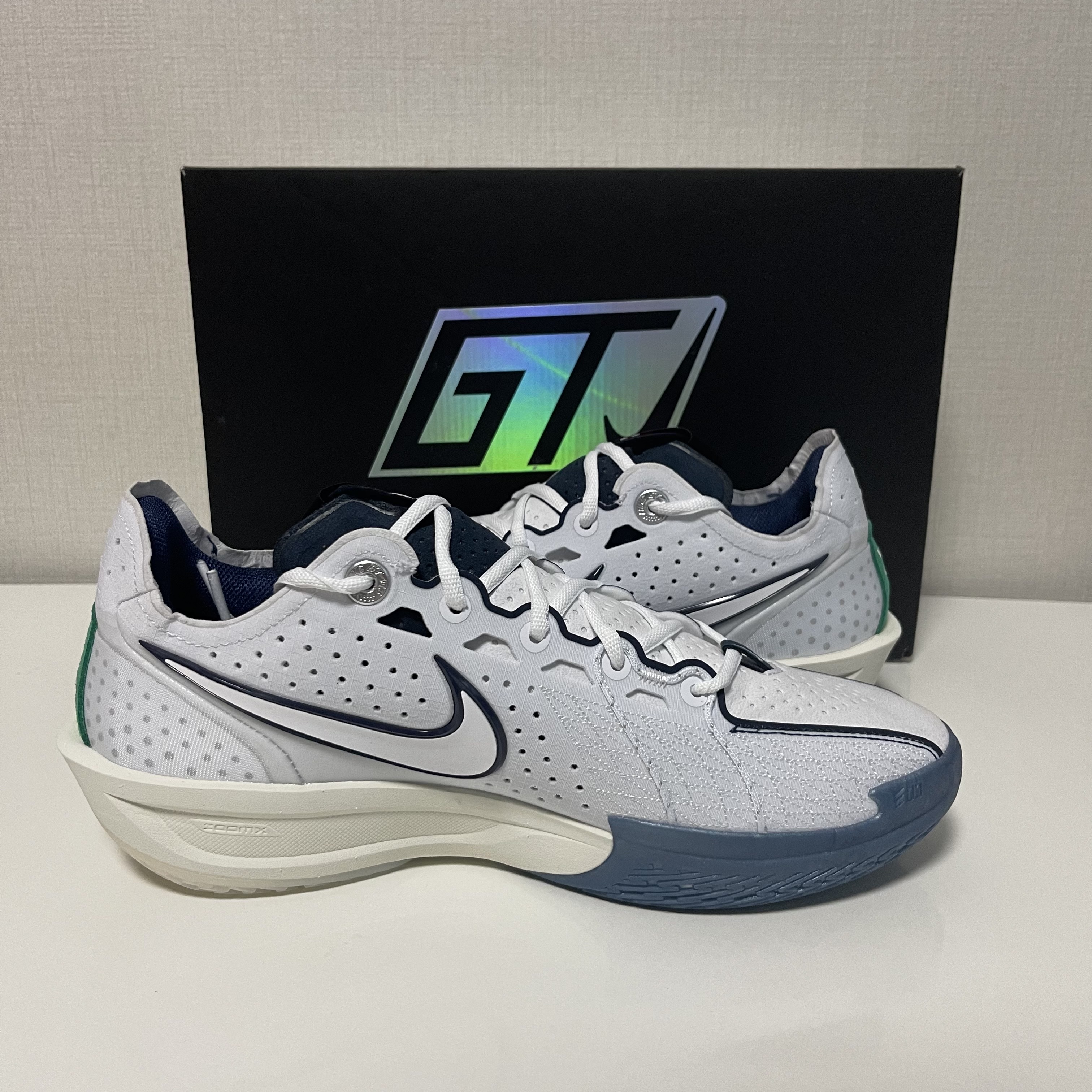 Nike Air Zoom GT Cut 3 ASW EP White Metallic Silver 착용 스타일 - 3