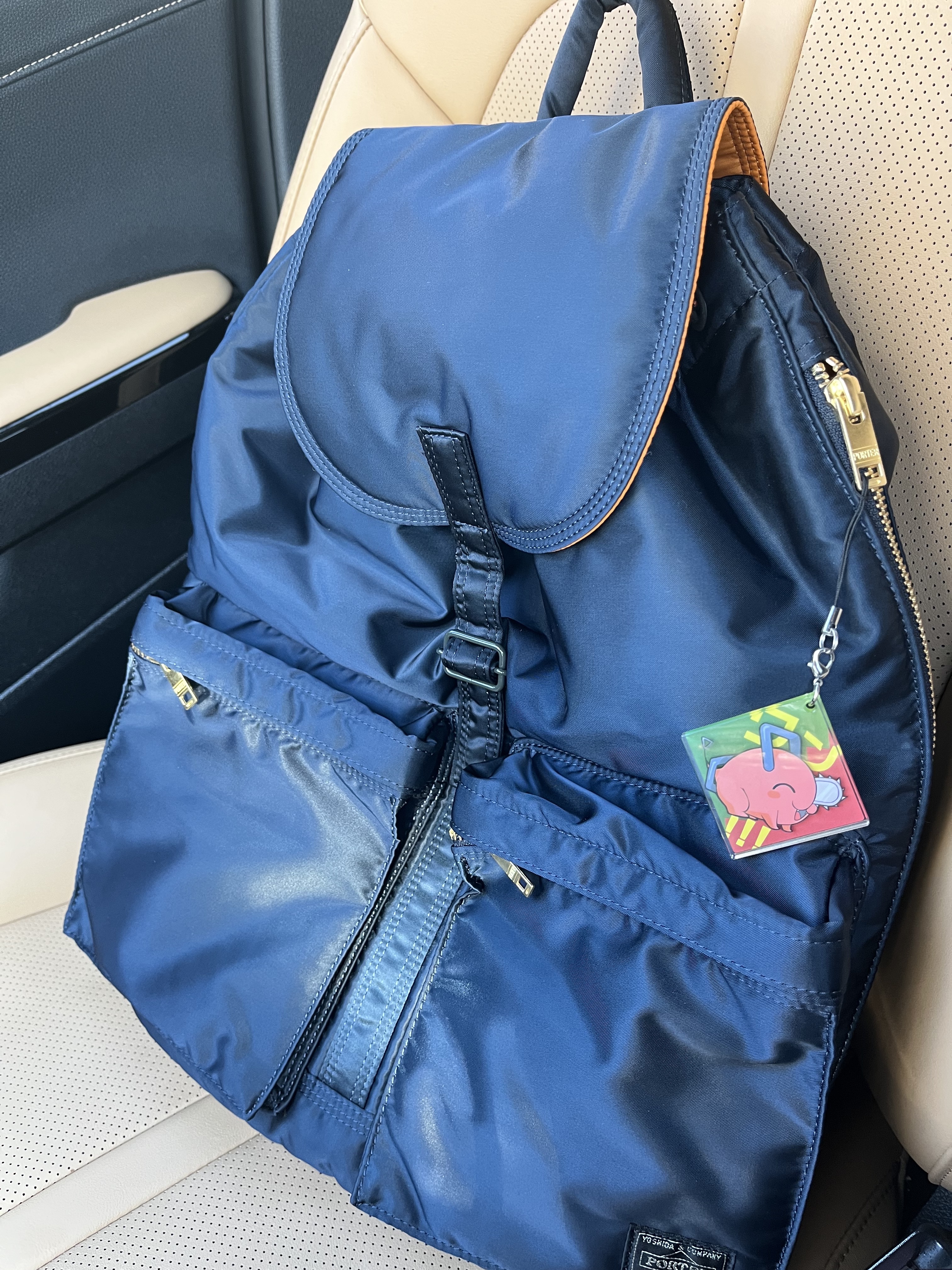 Porter Tanker Backpack Iron Blue 착용 스타일