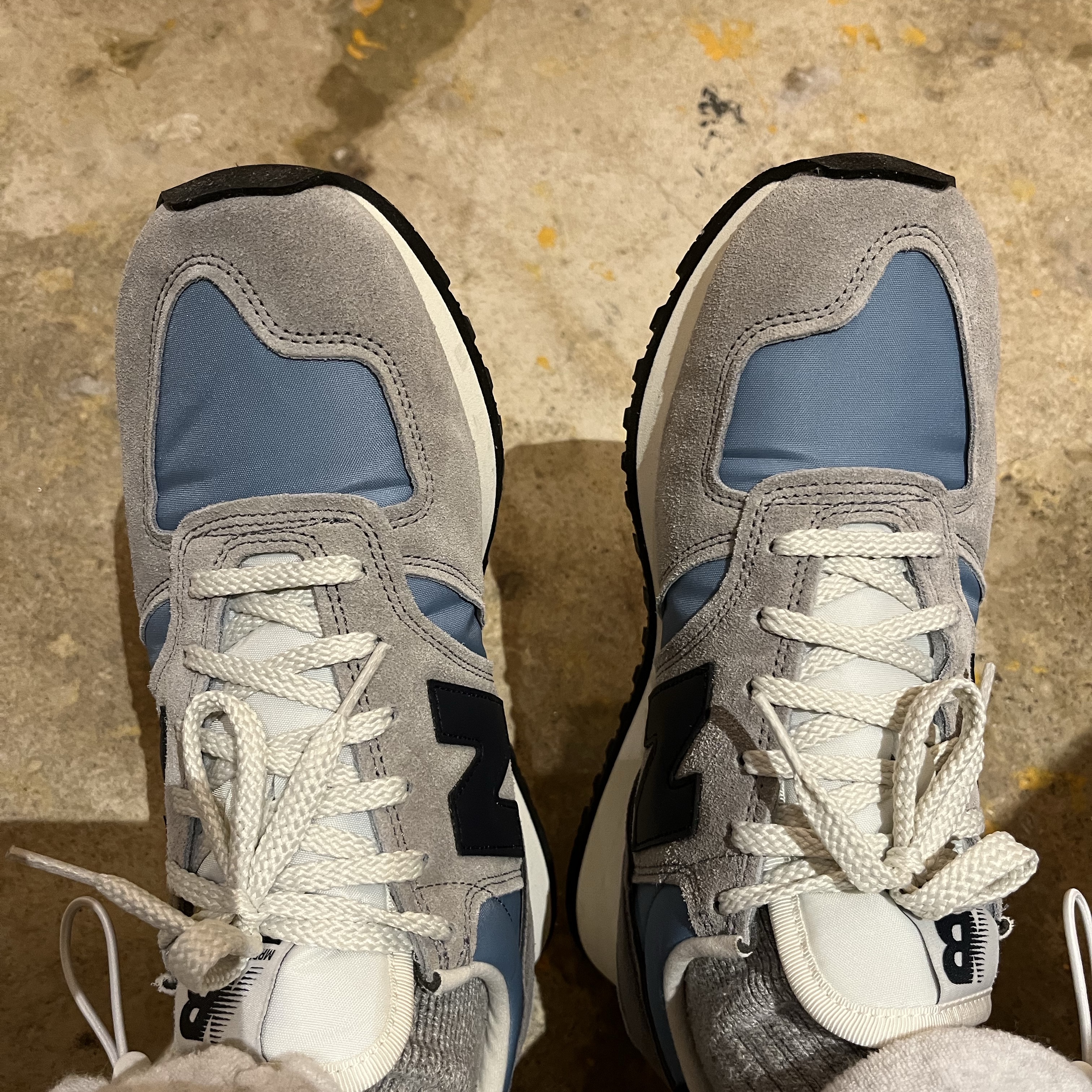 New Balance 730 Made in UK Pussywillow Gray 착용 스타일
