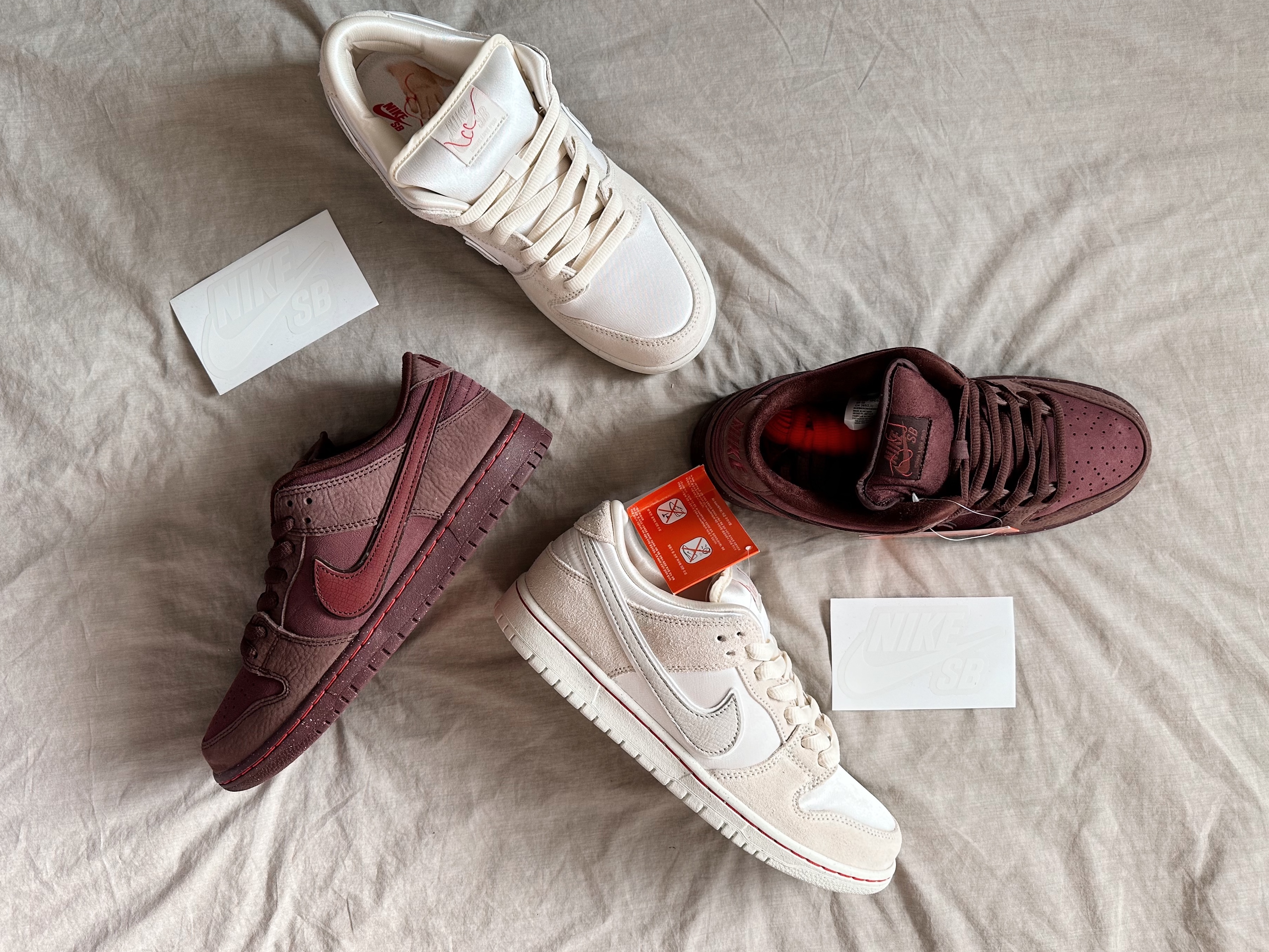 Nike SB Dunk Low PRM Coconut Milk, Nike SB Dunk Low PRM Burgundy Crush 착용 스타일 - 1