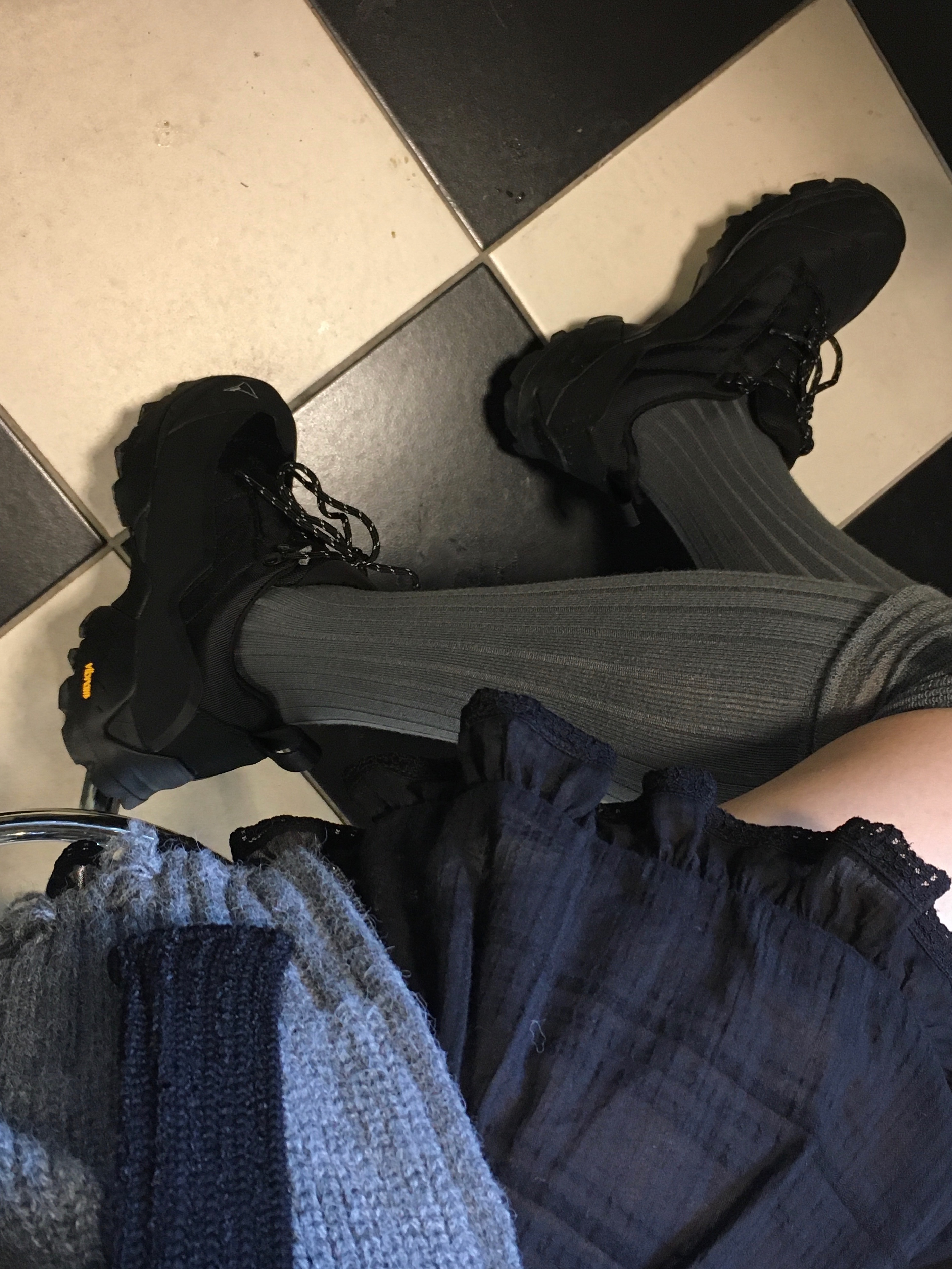 Roa Hiking Katharina Black 착용 스타일