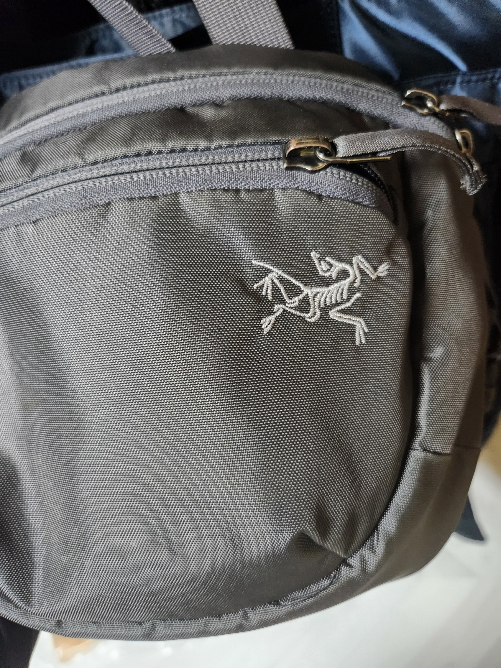Arc'teryx Mantis 2 Waistpack Pilot 착용 스타일