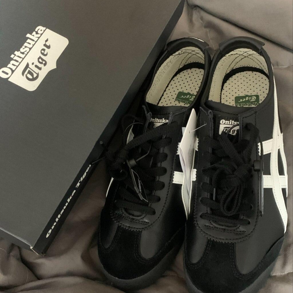Onitsuka Tiger Mexico 66 Black White 착용 스타일