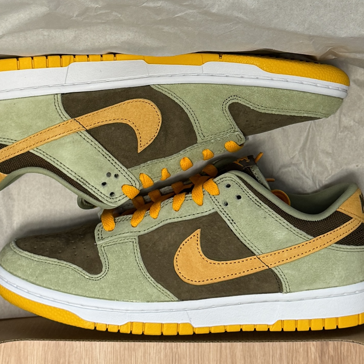 Nike Dunk Low SE Dusty Olive 착용 스타일