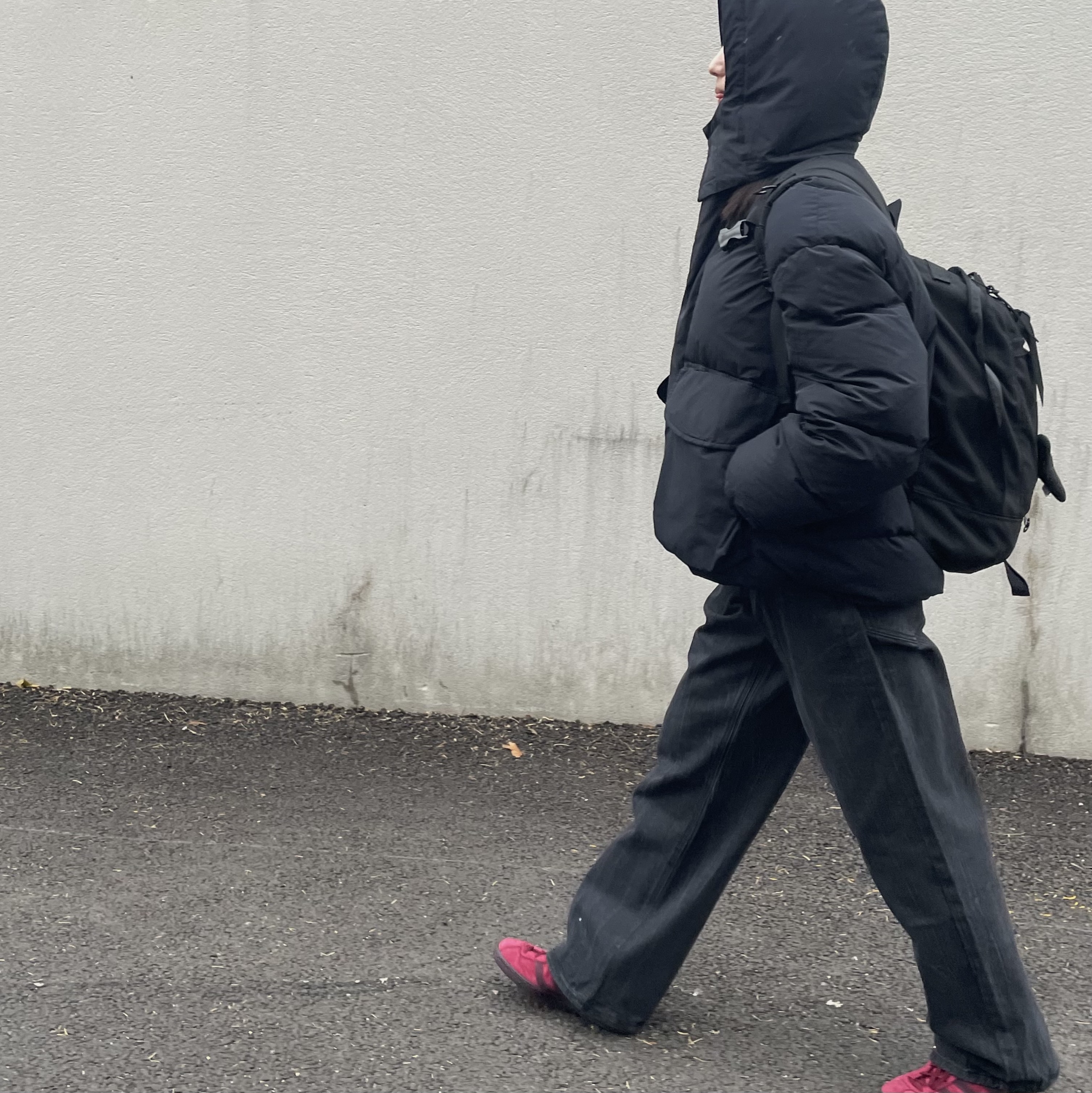 Gregory Daypack Backpack Black Ballistic, Gregory Day and Half Backpack Black Ballistic 착용 스타일 - 2