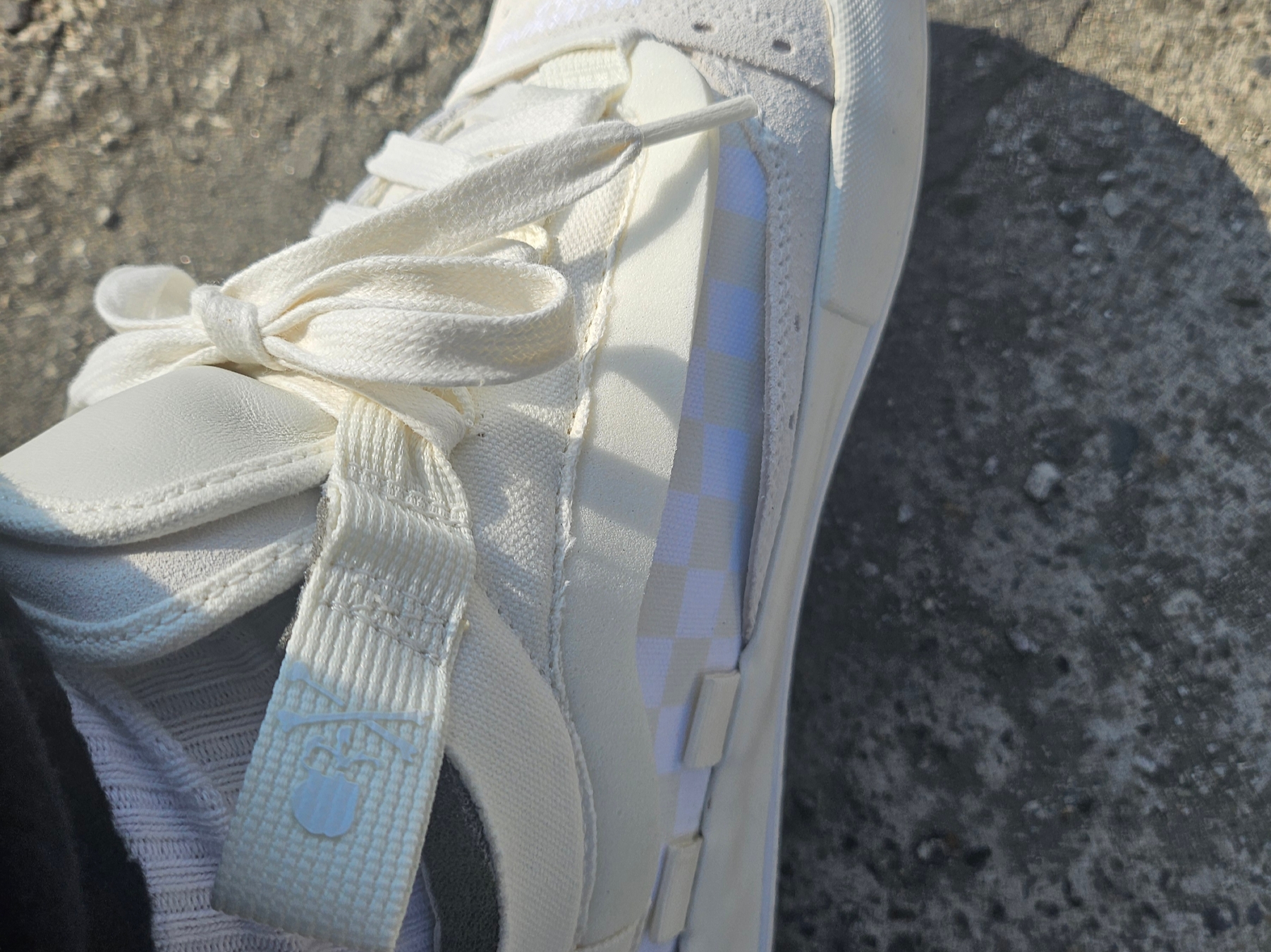 Vans Vault x Mastermind x END. Old Skool Cap LX Marshmallow 착용 스타일 - 3
