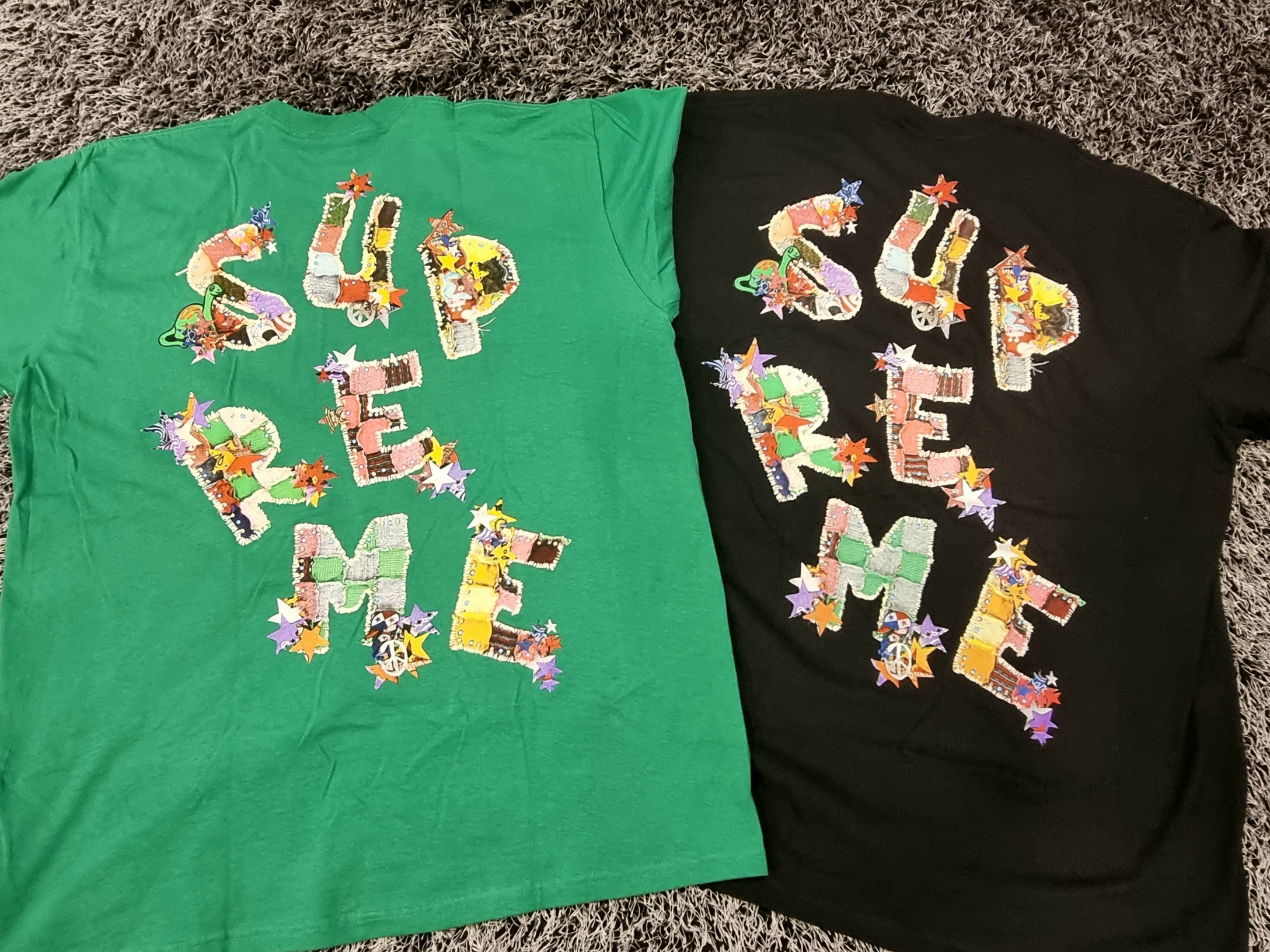Supreme Patchwork T-Shirt Black - 24SS, Supreme Patchwork T-Shirt Green - 24SS 착용 스타일 - 3