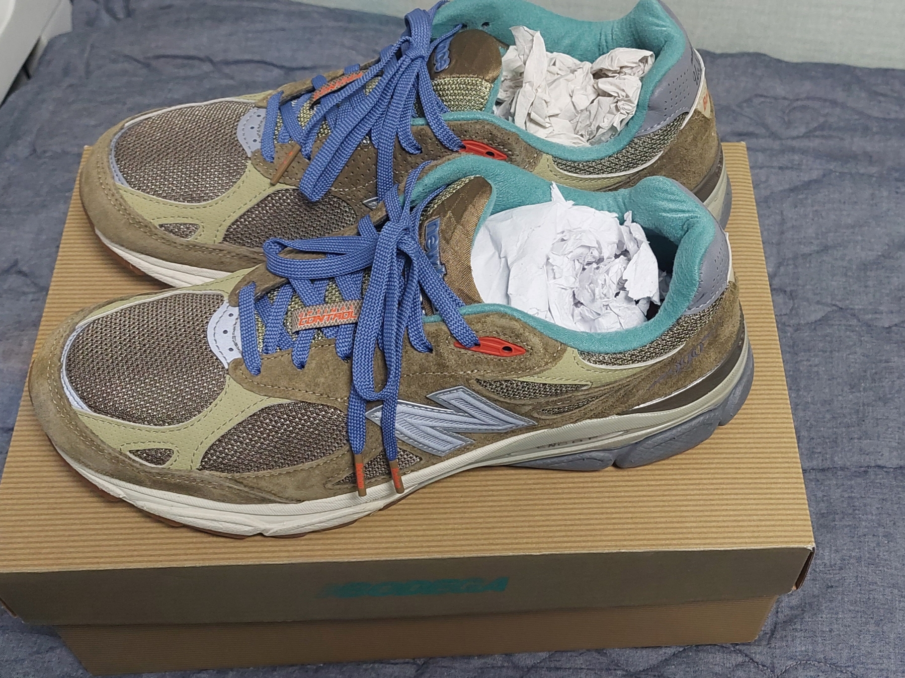 New Balance x Bodega 990v3 Anniversary 착용 스타일 - 3
