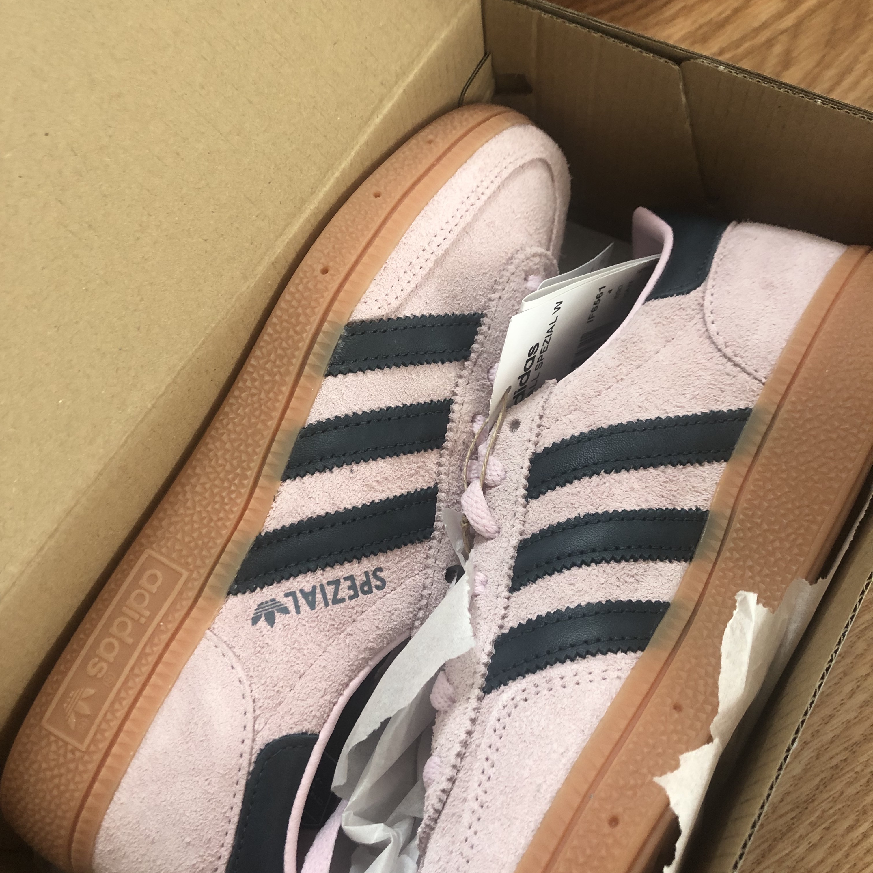 (W) Adidas Spezial Handball Clear Pink 착용 스타일