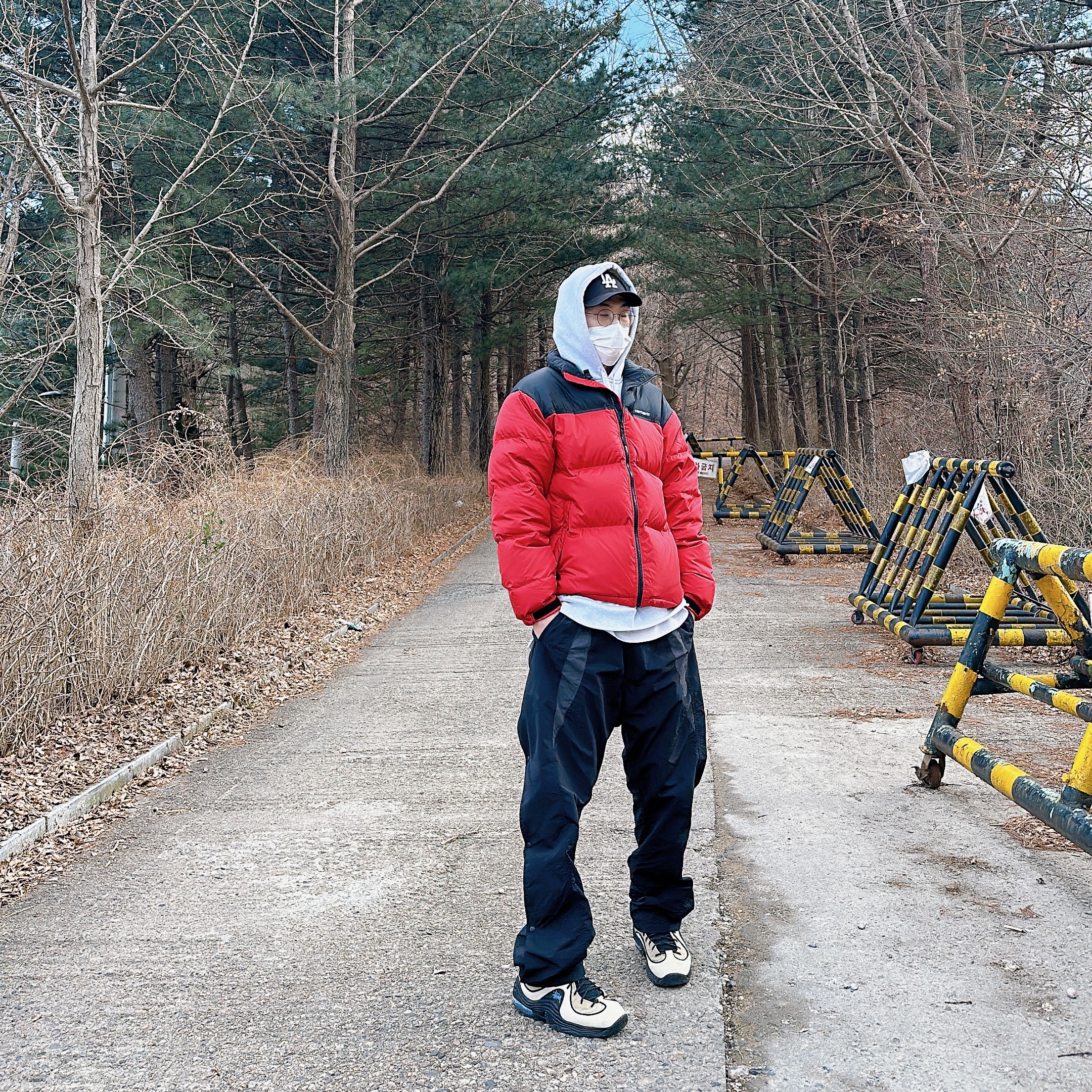 Nike x Stussy Air Penny II Rattan and Limestone 착용 스타일 - 1
