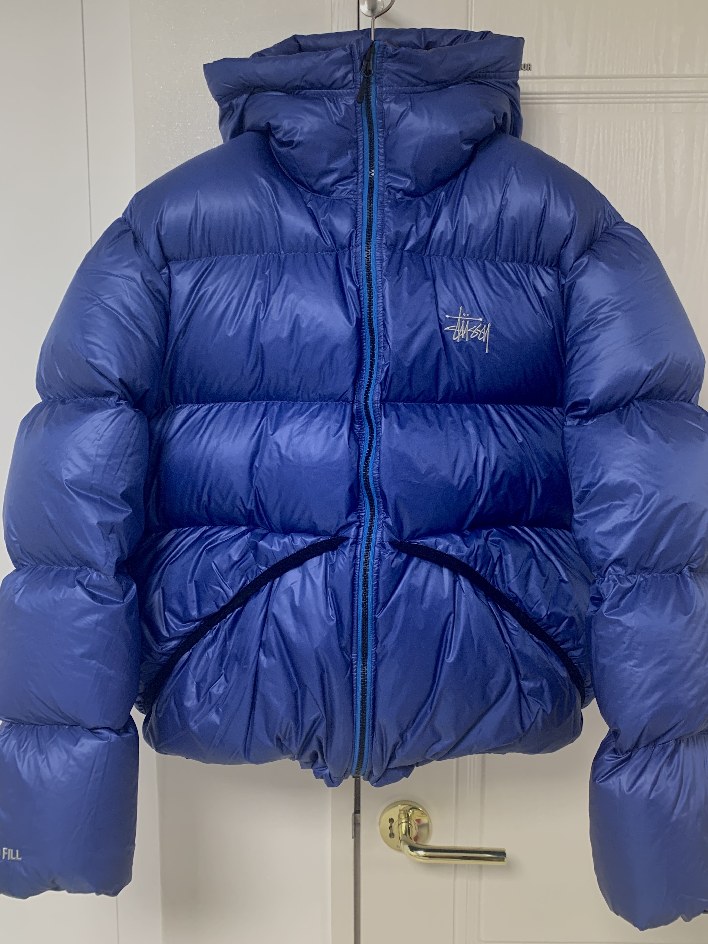 Stussy Down Parka Micro Ripstop Royal Blue 착용 스타일
