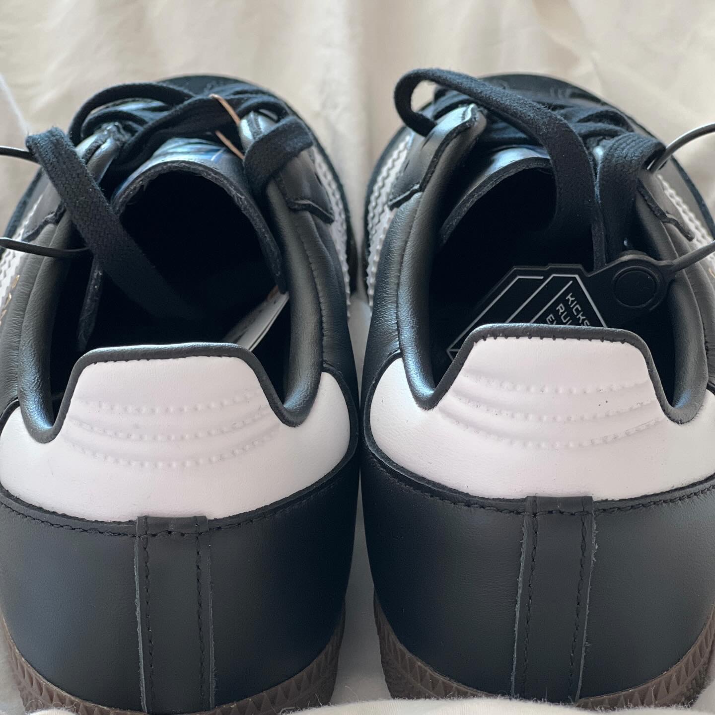 Adidas Samba OG Black White Gum 착용 스타일 - 3