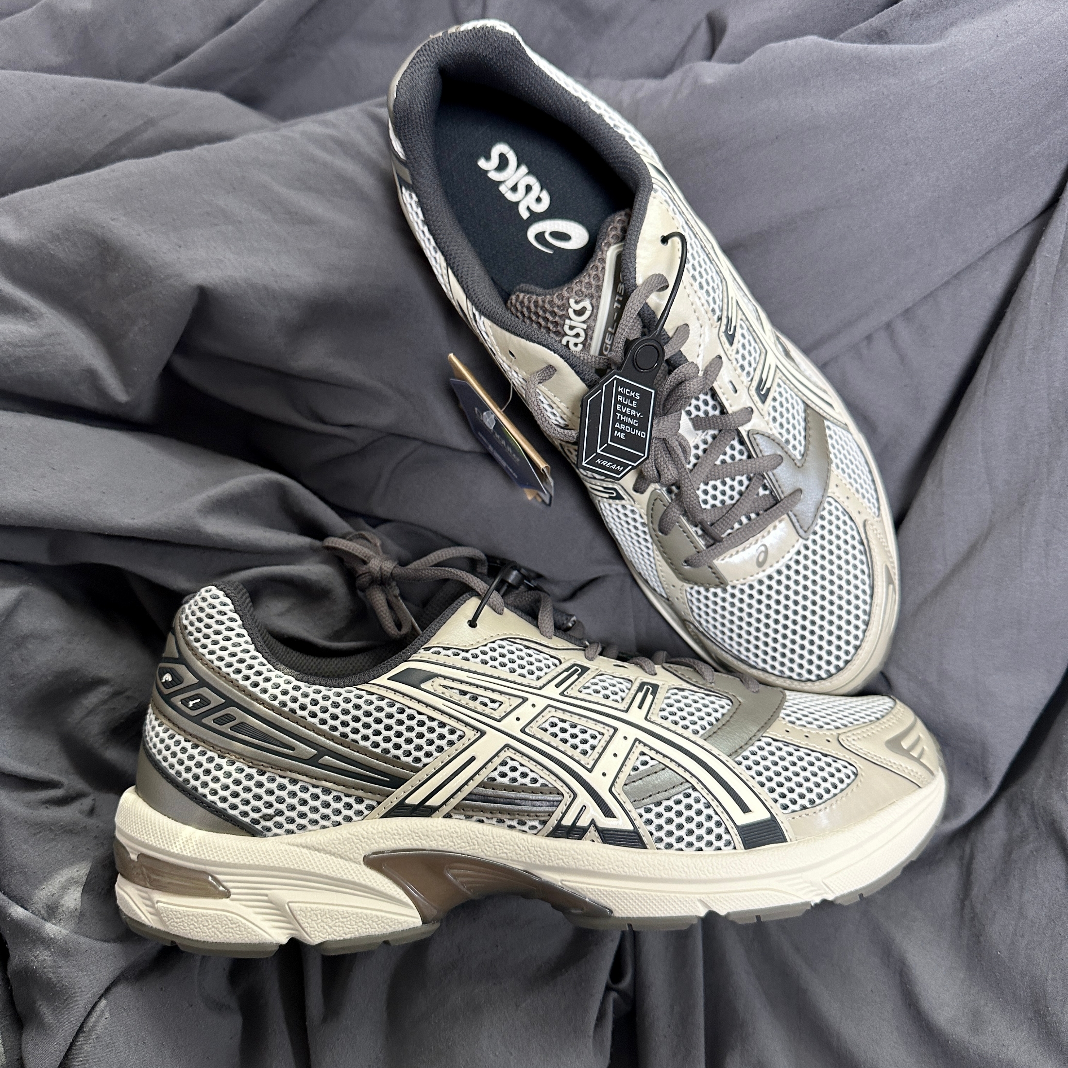 Asics Gel-1130 Birch Dark Taupe - Korea Exclusive 착용 스타일 - 1